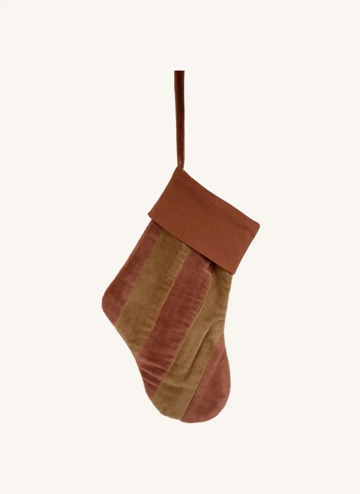 Olsson & Jensen - Christmas Sock Saga | Rust