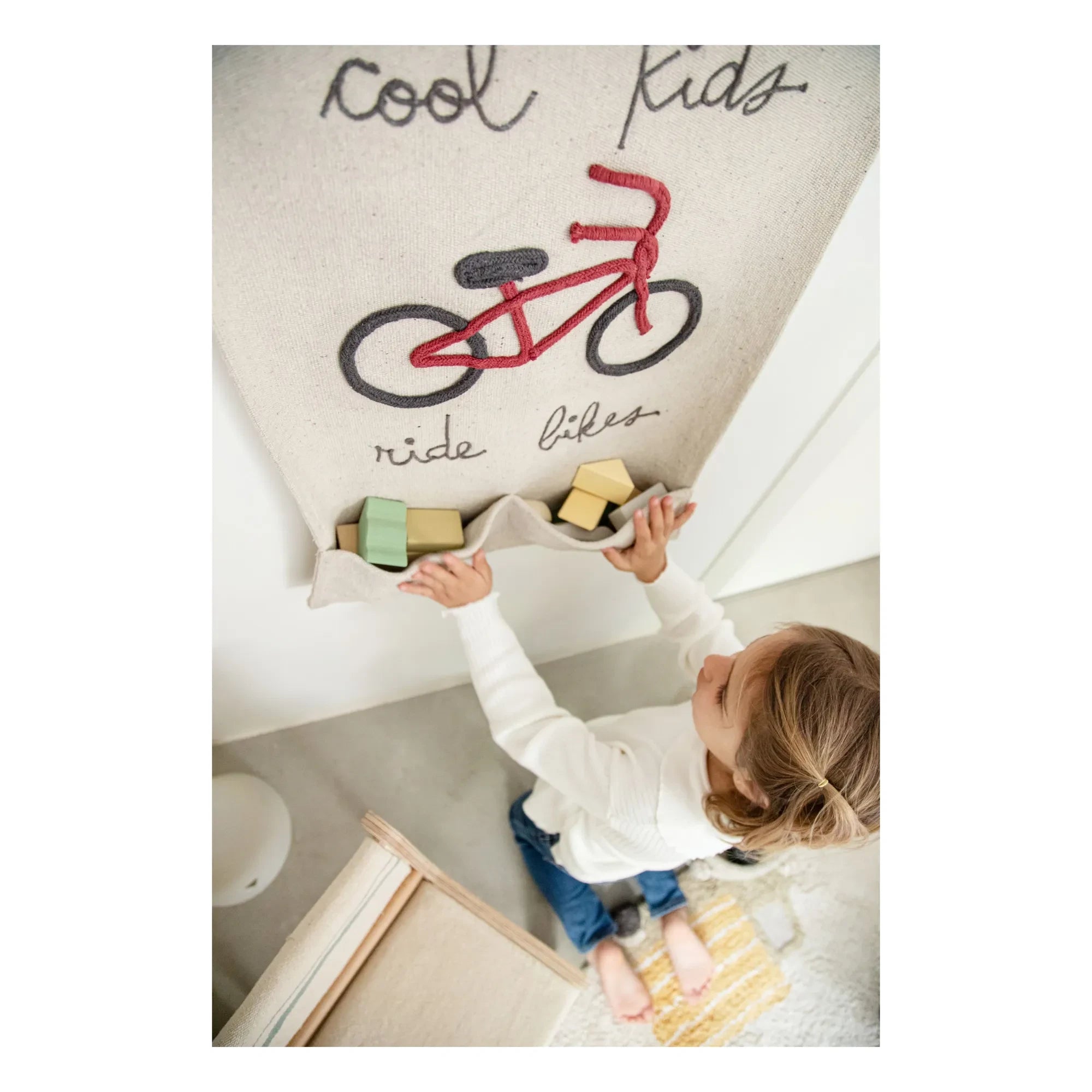 Lorena Canals - Cool Kids duvar dekoru