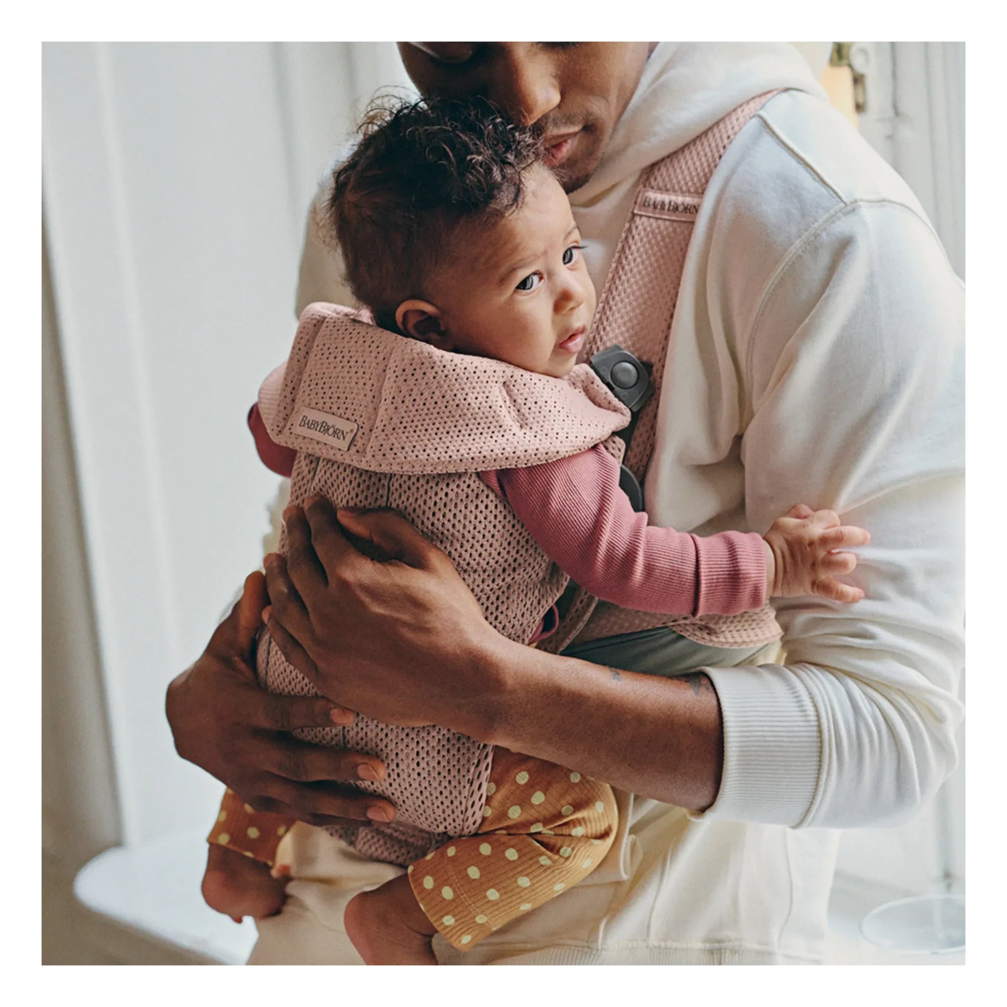 BabyBjörn - Mini Mesh Baby Carrier | Rosewood