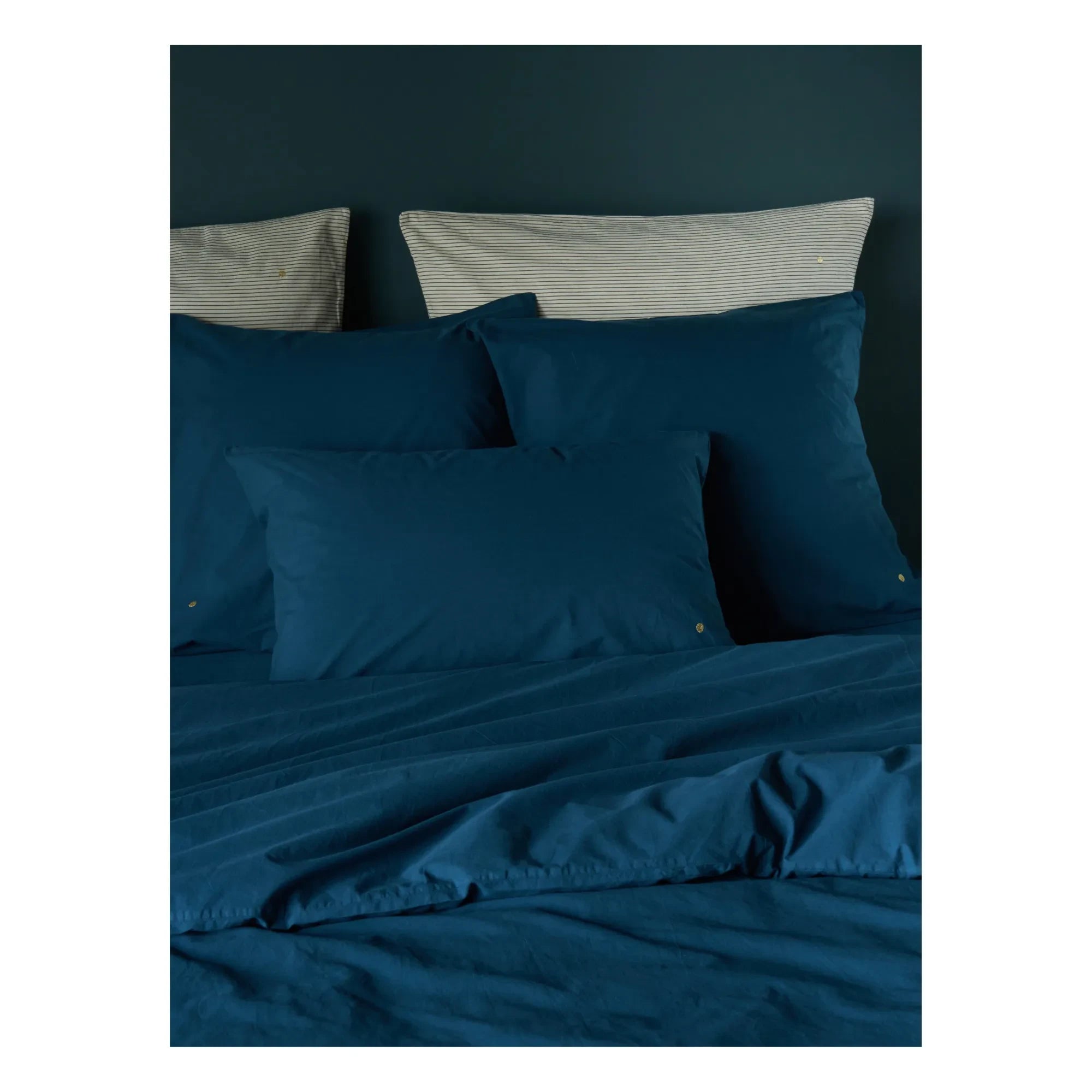 La cerise sur le gâteau - Celeste Pillow Cover | Peacock Blue