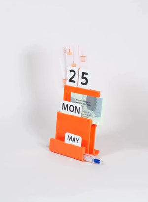 Warren & Laëtitia - Joe's Perpetual Calendar | Orange