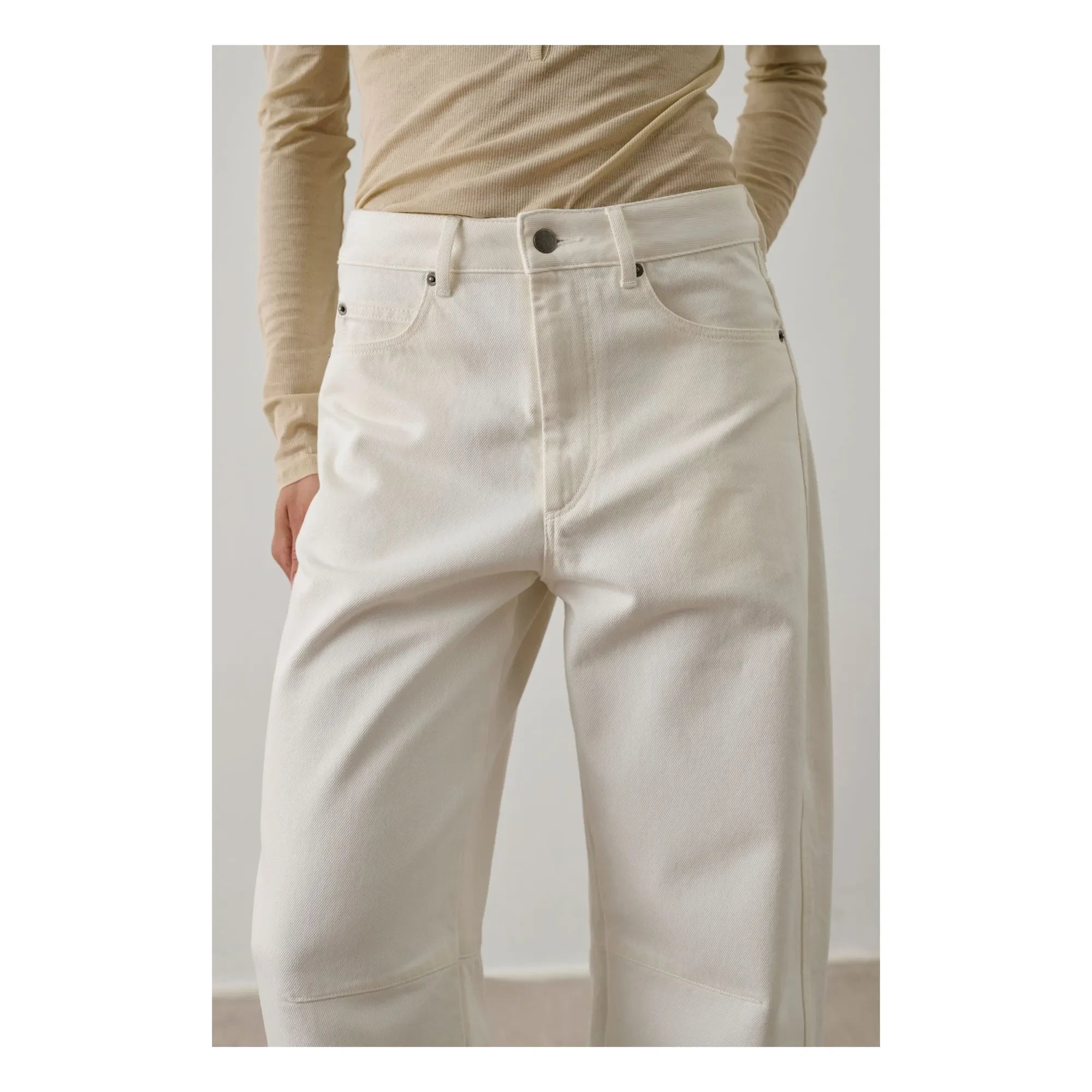 Soeur - Jean Eliott | White