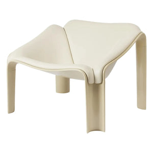 Gubi - F300 Armchair, Pierre Paulin | Ivory