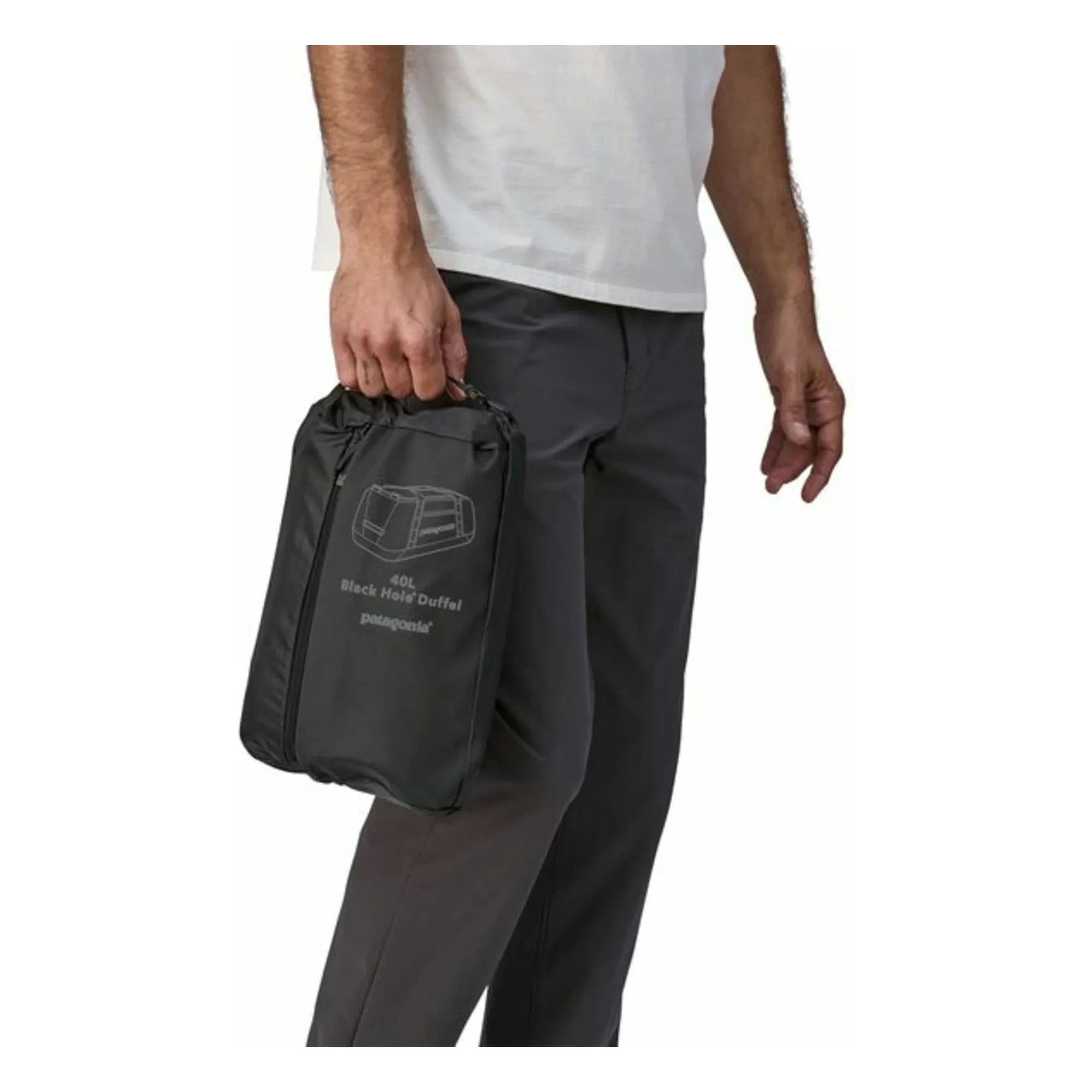 Patagonia - Black Hole Duffle 40L Recycled Fiber Backpack | Black