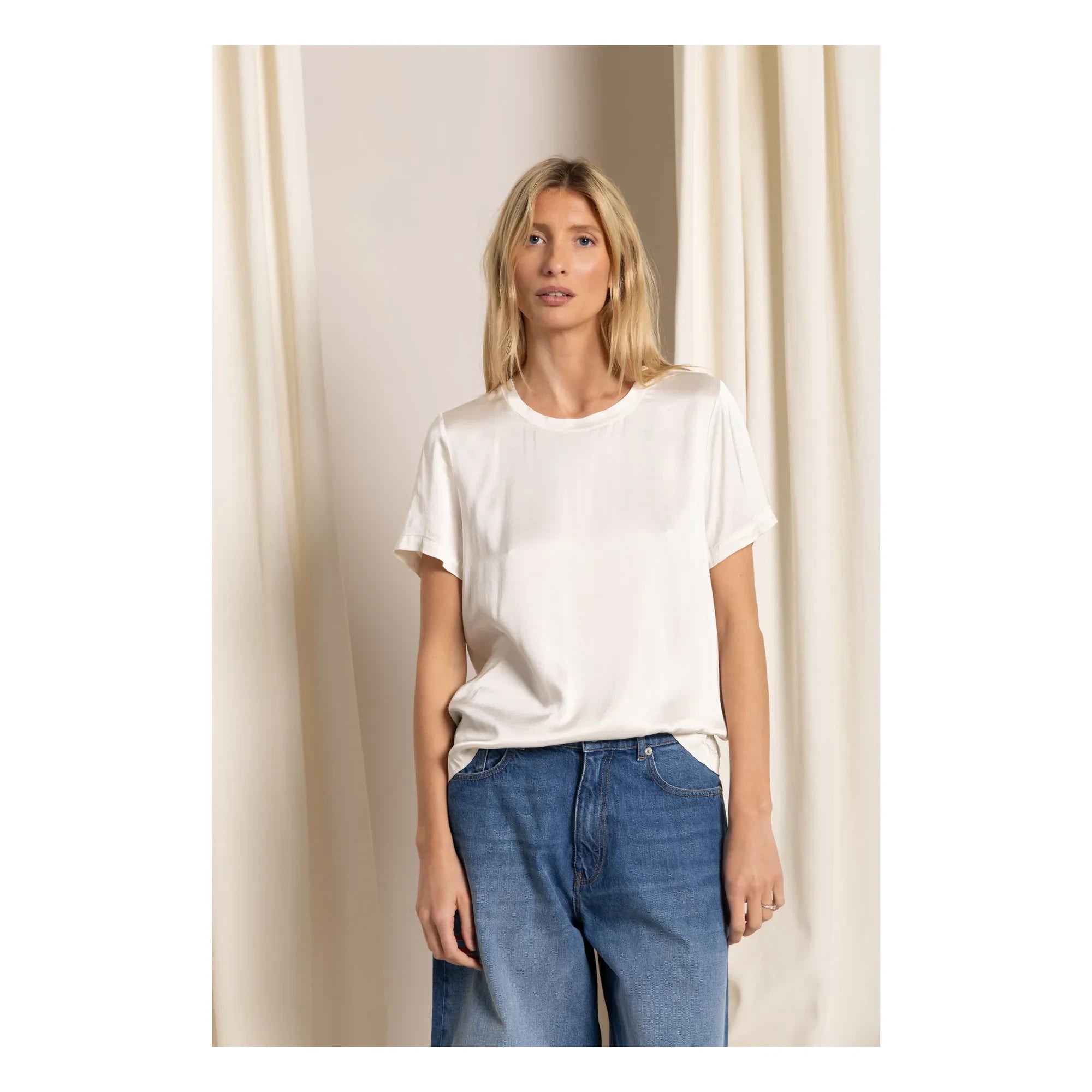 Smallable Woman - Selena T-Shirt | White