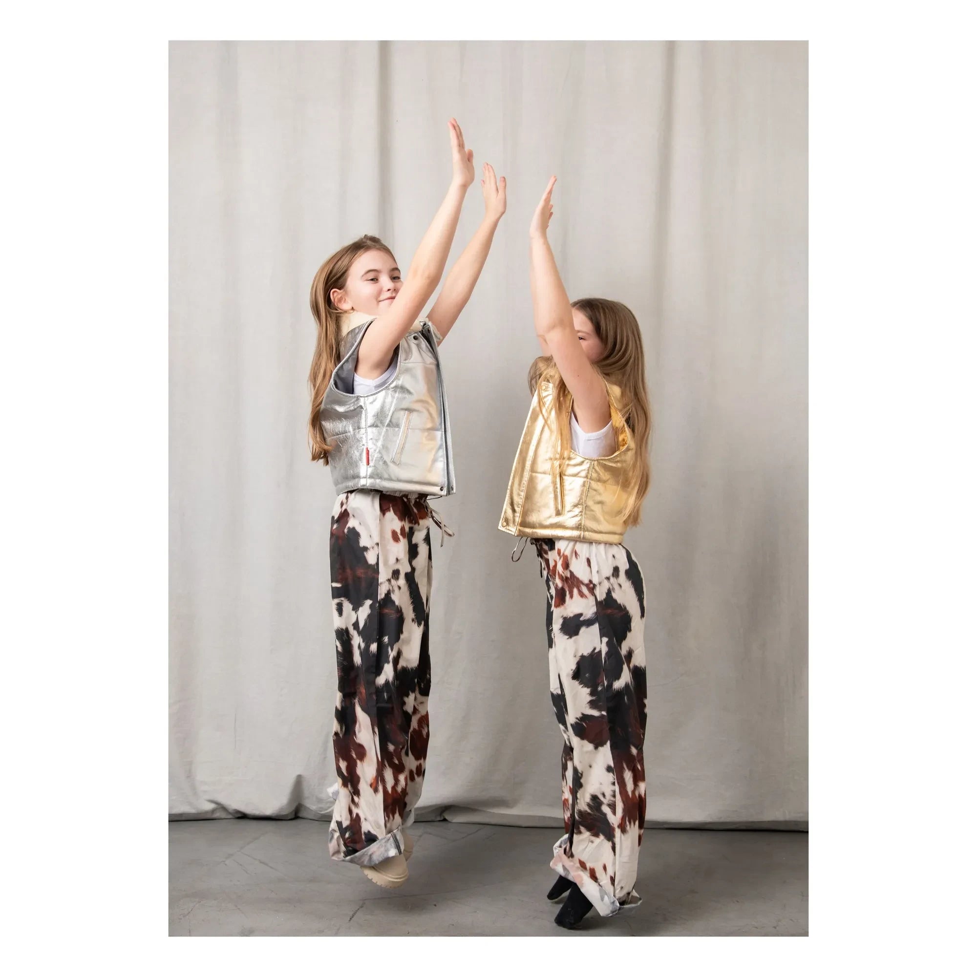 Fille Garçon - Metallic Sherpa Collar Sleeveless Jacket | Gold