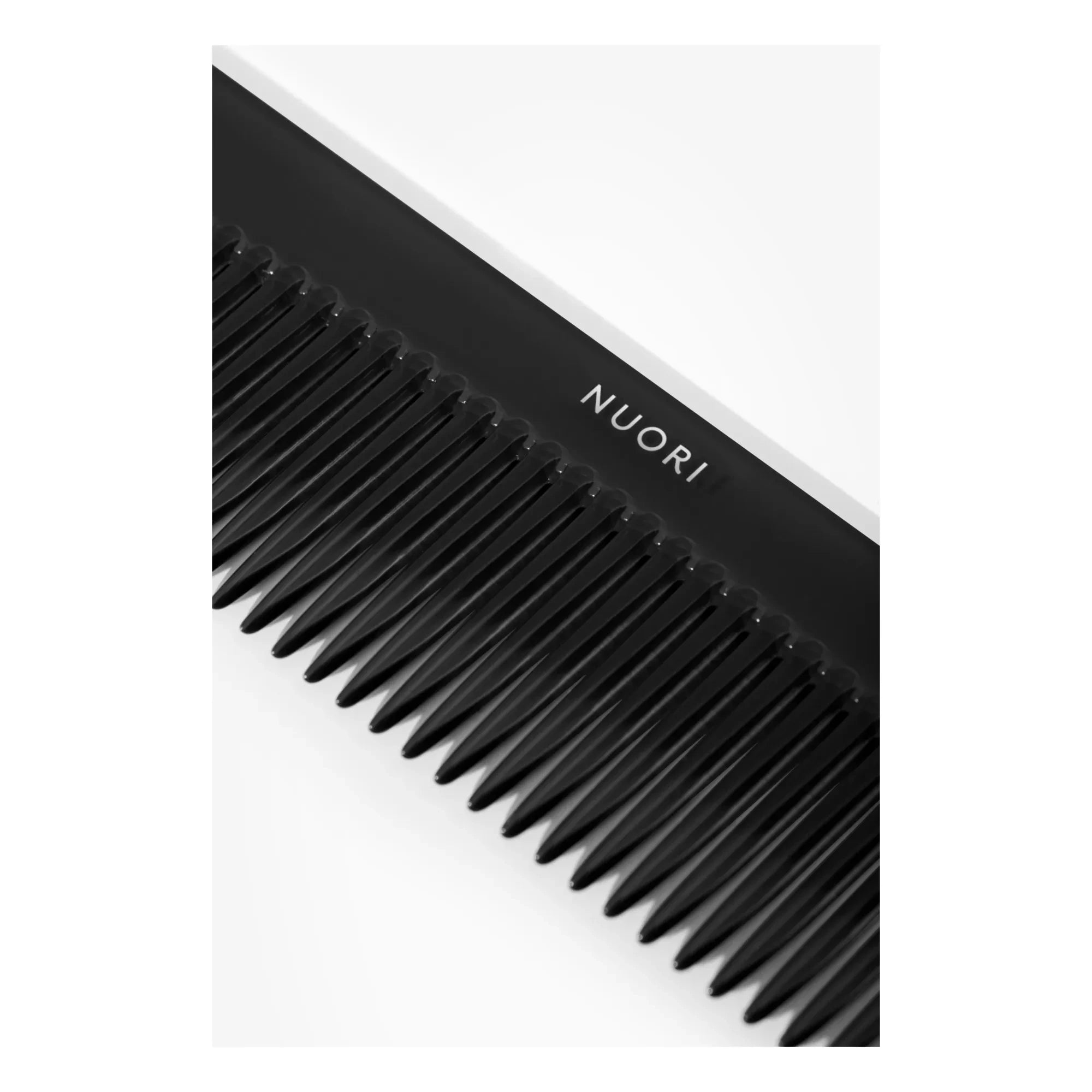 Nuori - Fine Hair Comb | Black