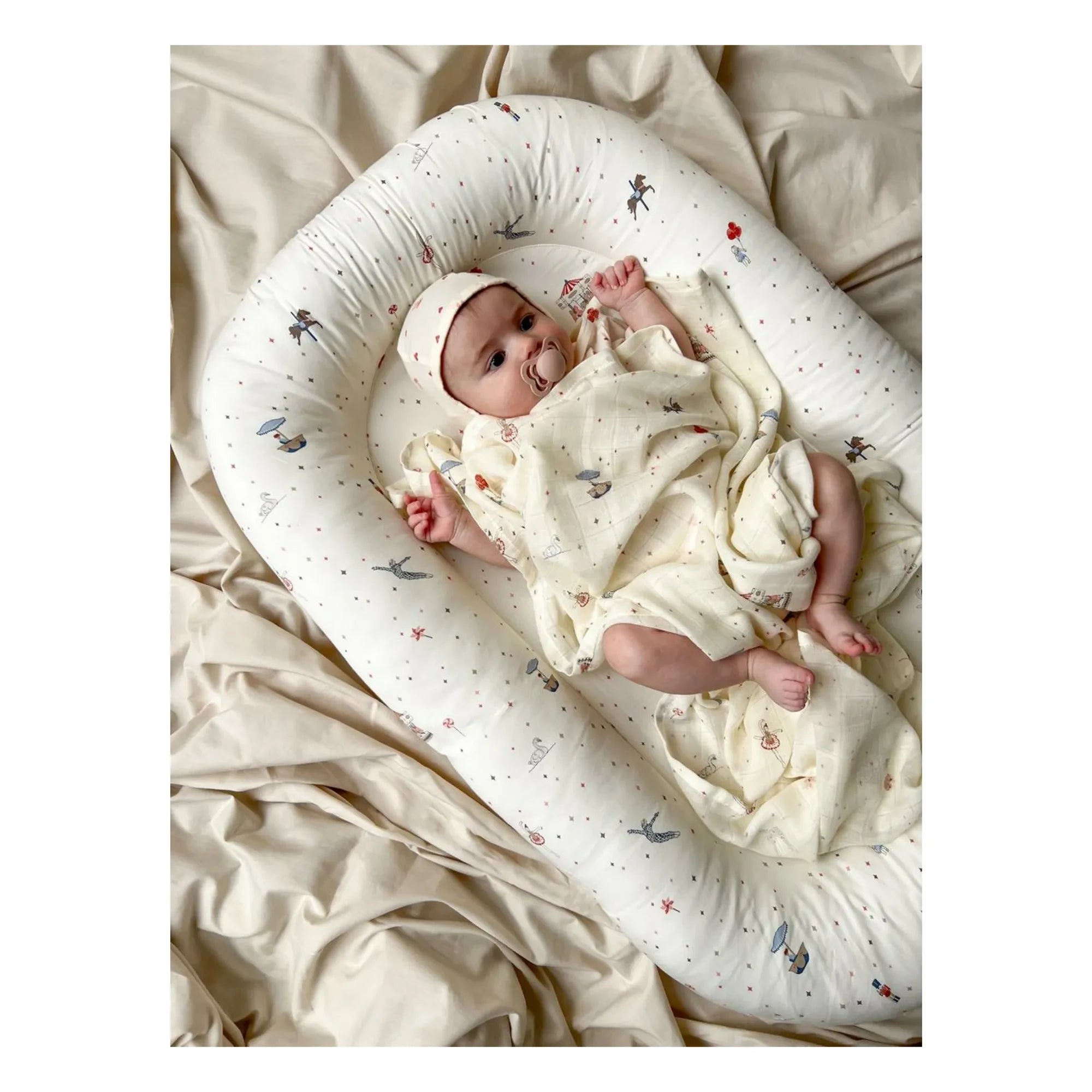 Cam Cam - Carrousel Baby Pillow