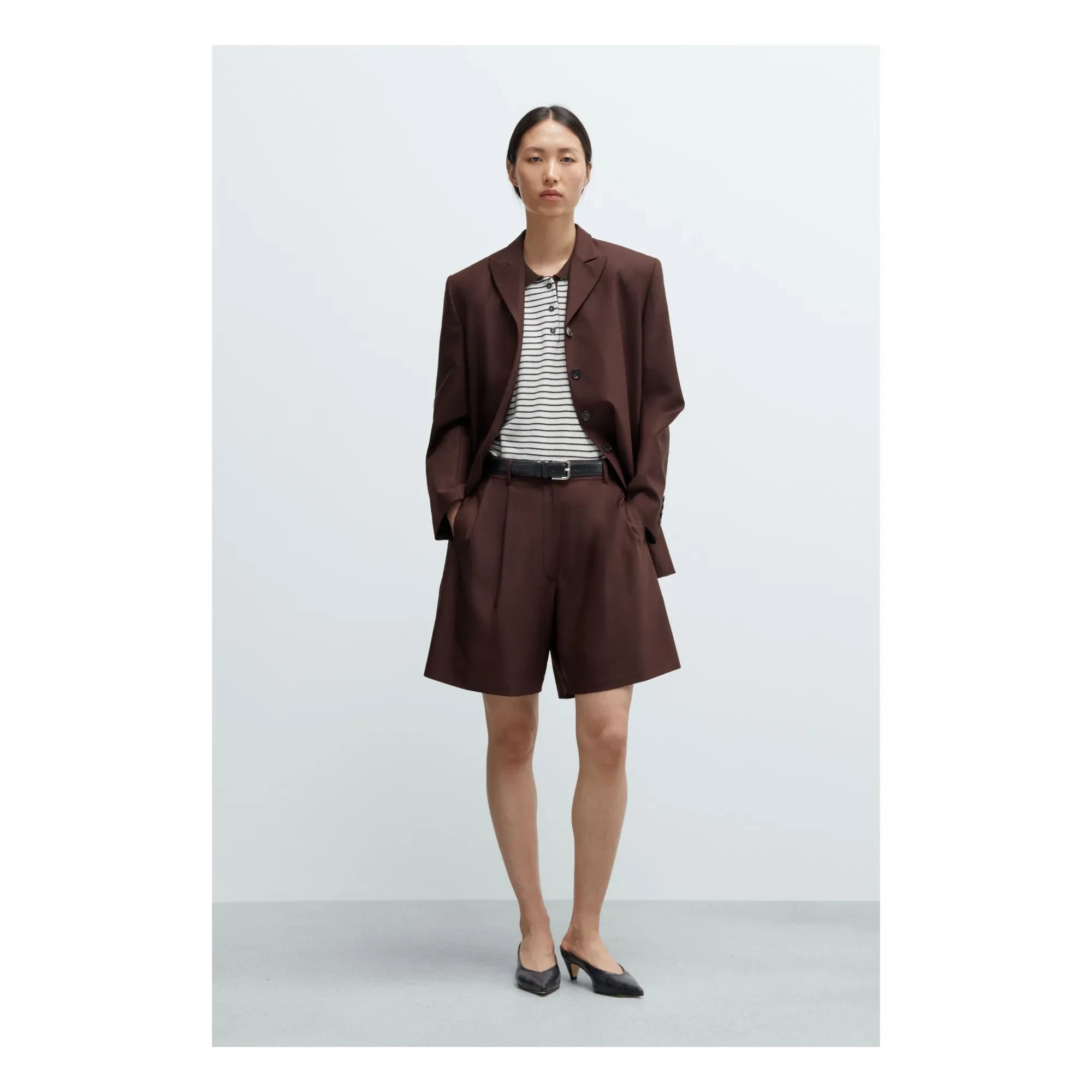 Cordera - Bermuda Tailored Wool Shorts | Burgundy
