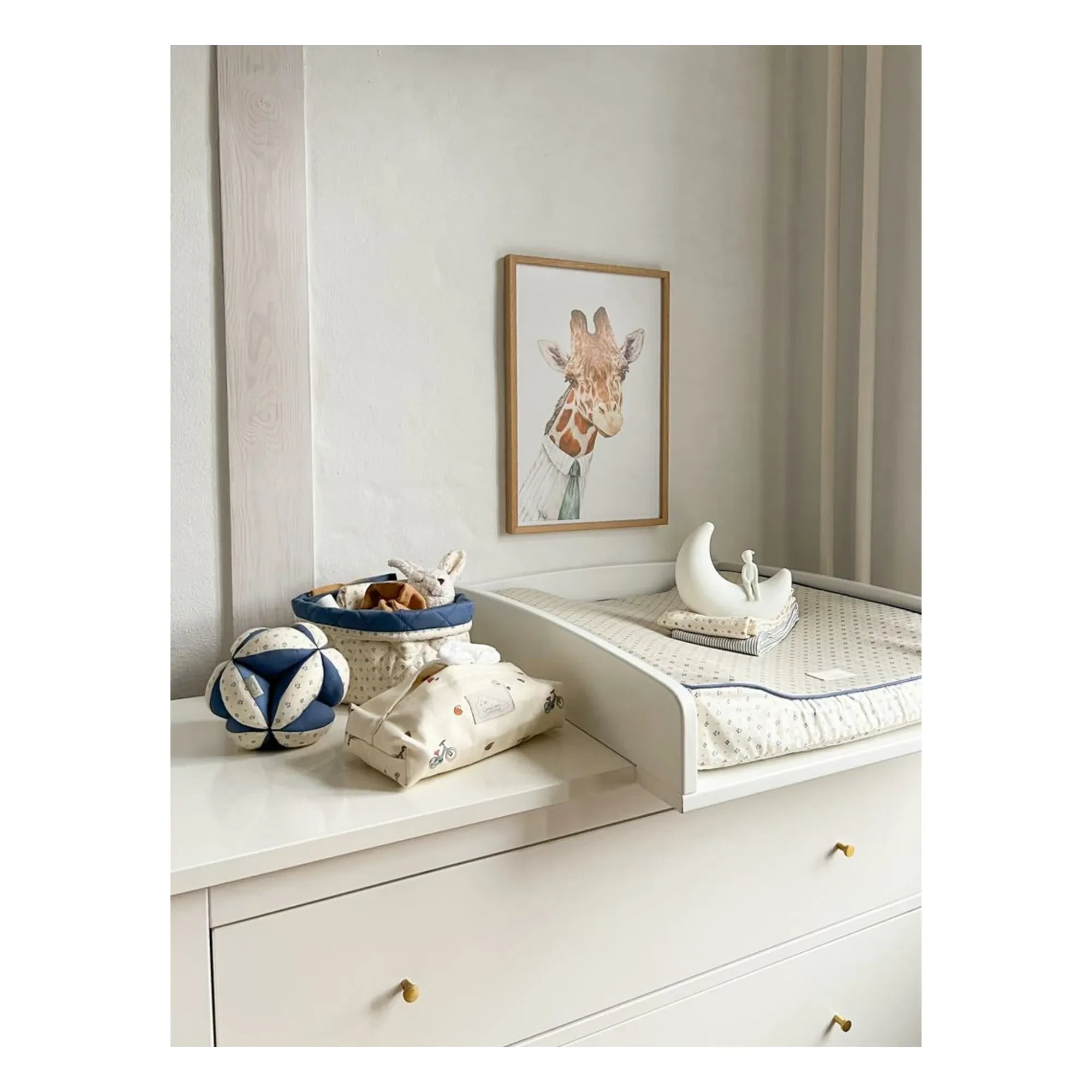 Cam Cam - Moonlight Night Light | White