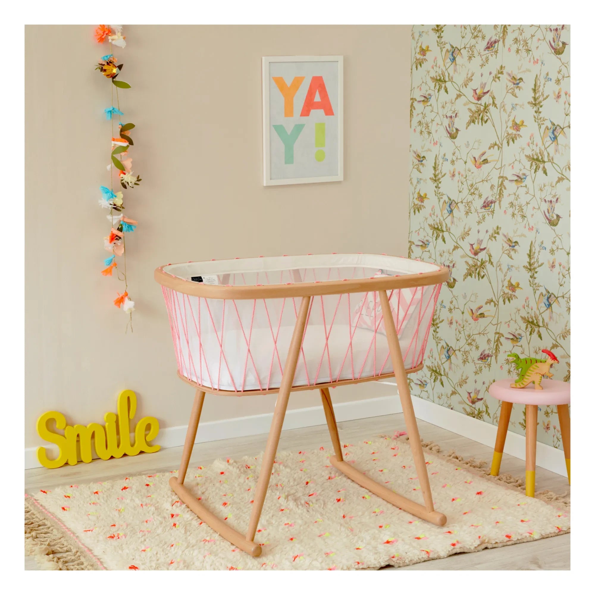 Charlie Crane - Kumi Cradle | Pink
