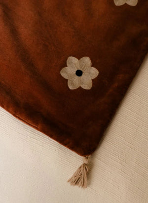 Olsson & Jensen - Daisy Velvet Quilt | Rust