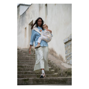Mama Hangs - Carry & Walk baby carrier | Pastel