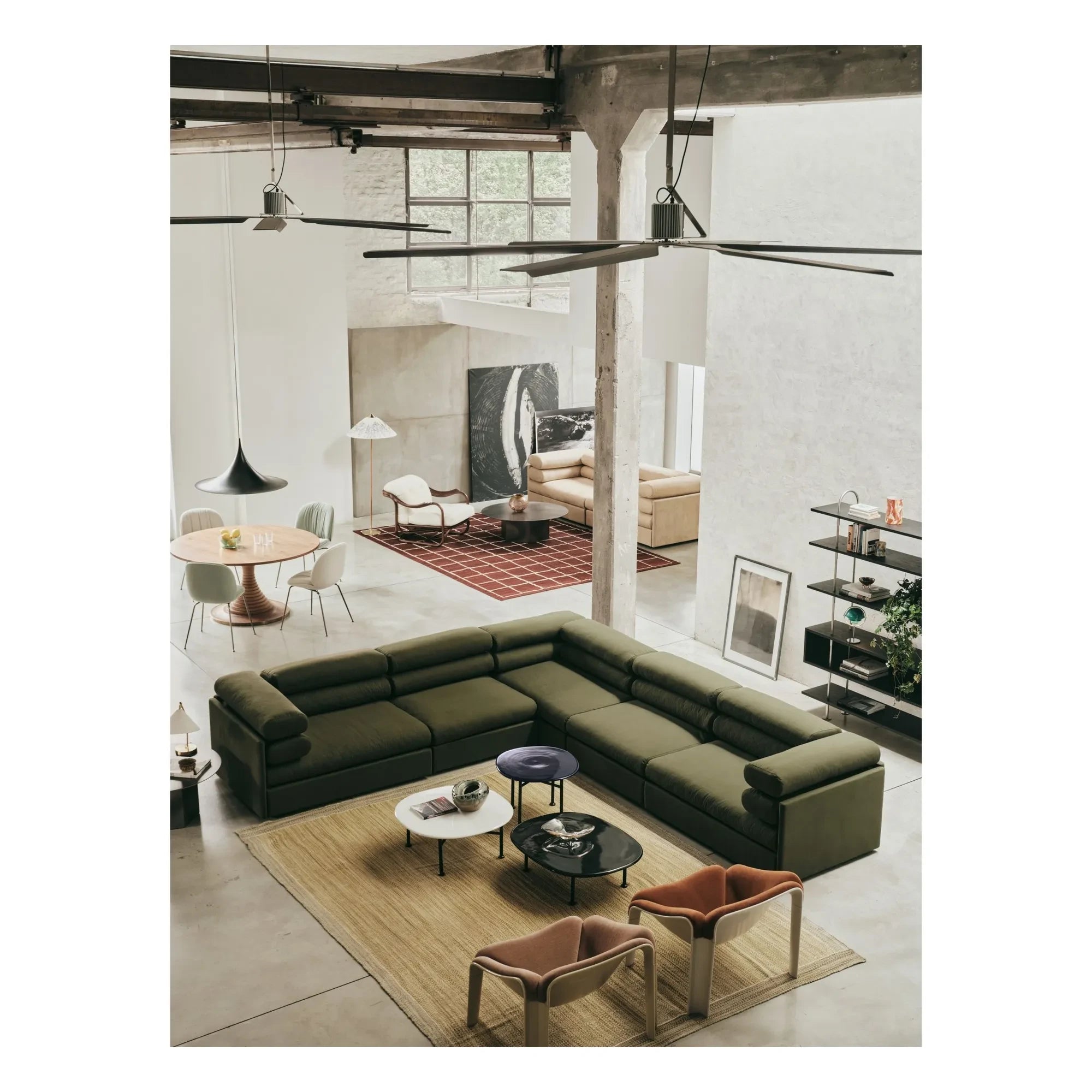 Gubi - Carmel ceramic coffee table, OEO Studio | Black