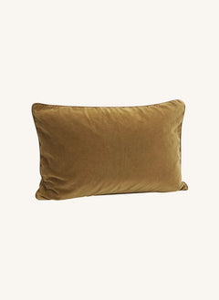 Madam Stoltz - Rectangular velvet cushion cover | Caramel