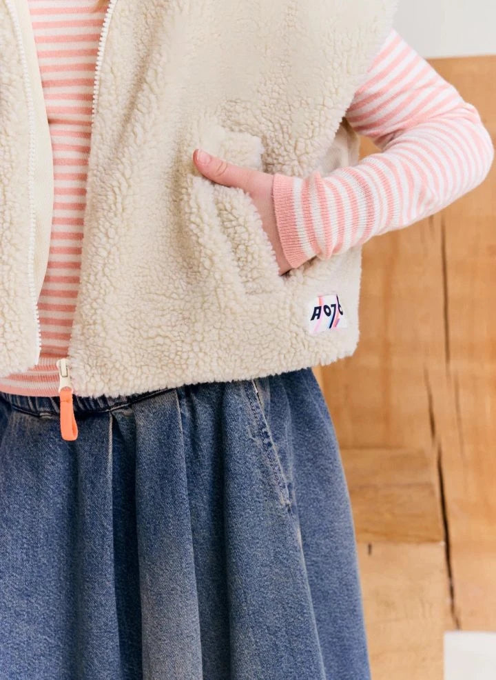 AO76 - Seilah Sleeveless Jacket | Cream