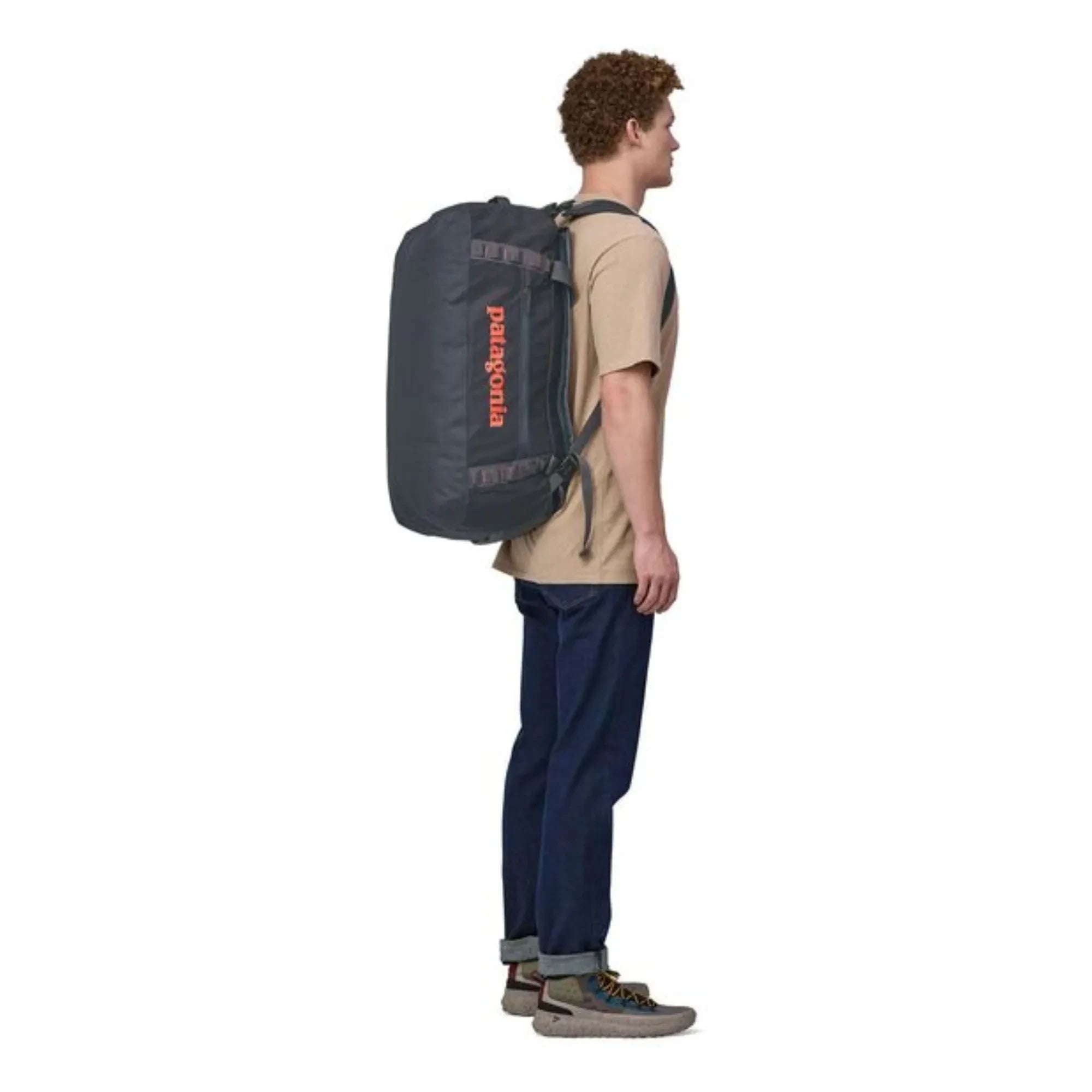 Patagonia - Black Hole Weekend Bag 55L Made from Recycled Fibers | Night Blue