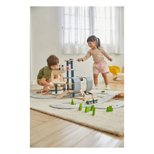 Plan Toys - Ahşap Tren İstasyonu Oyuncağı