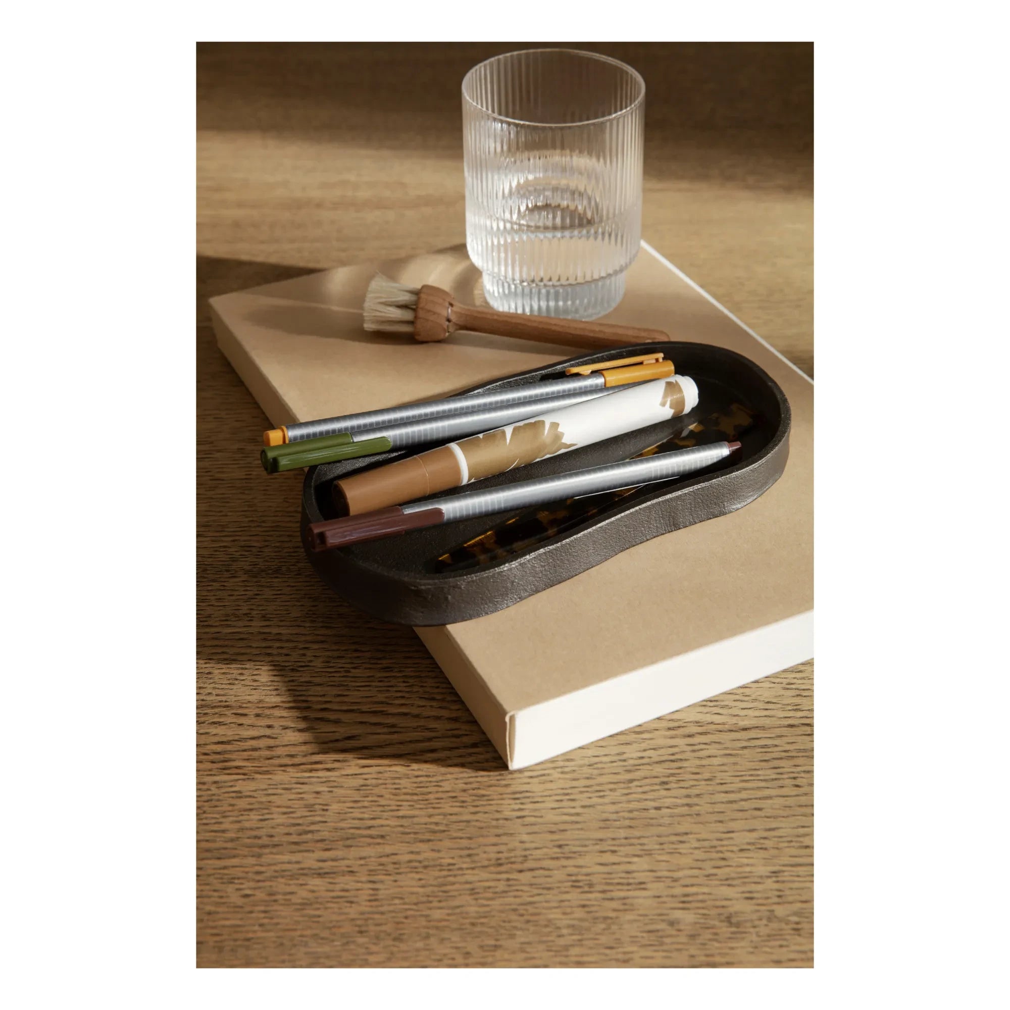 Ferm Living - Yama recycled aluminum oval tray | Black