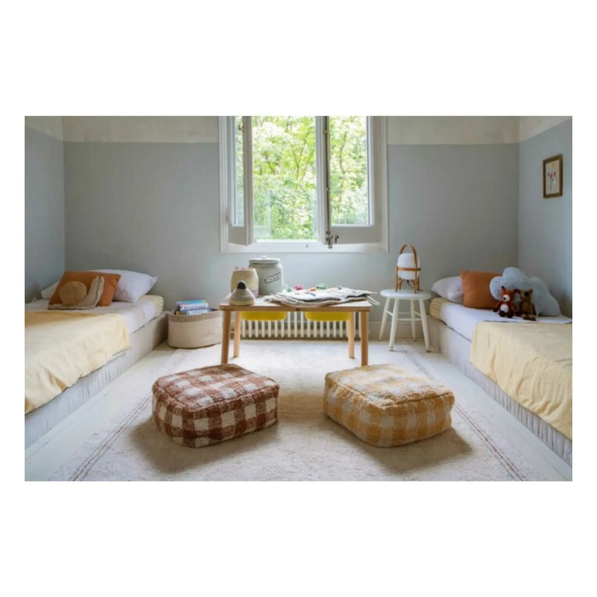 Lorena Canals - Vichy Pouf | Toffee