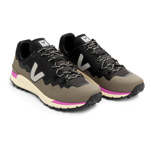Veja - Fitz Roy Trek-Shell Sneakers | Black