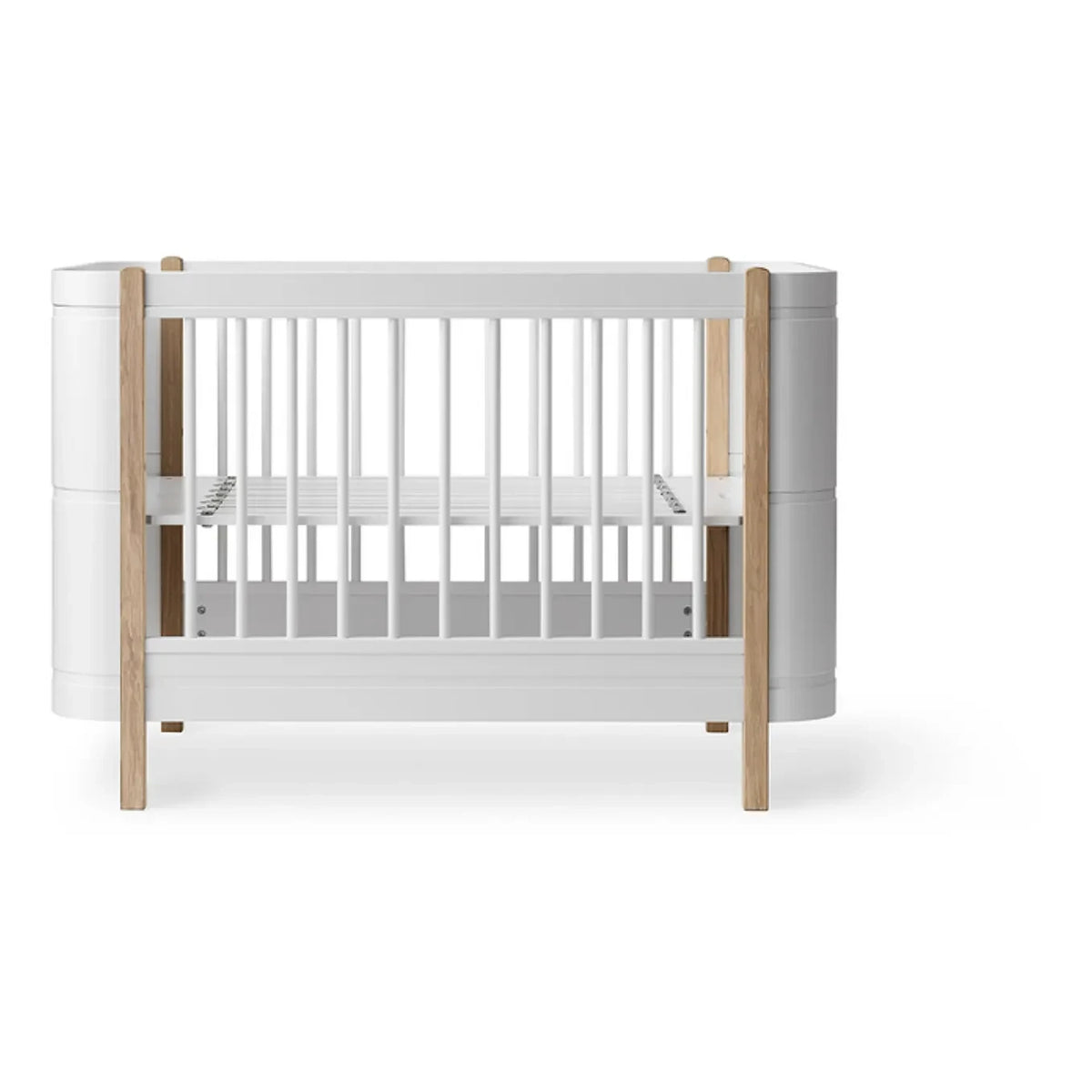 Oliver Furniture - Oak Wooden Mini+ Crib, excluding junior kit
