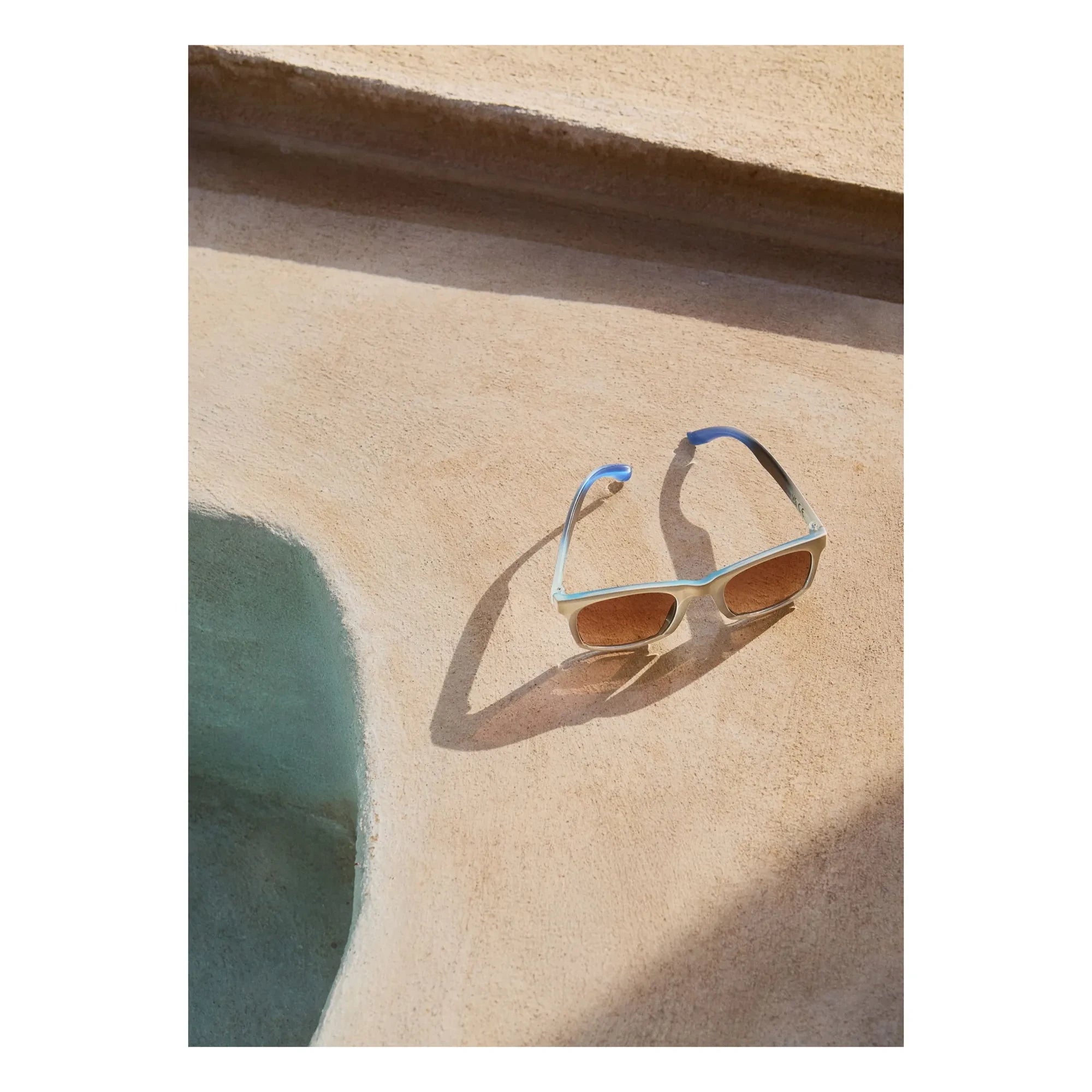 Molo - Smile Sunglasses | White