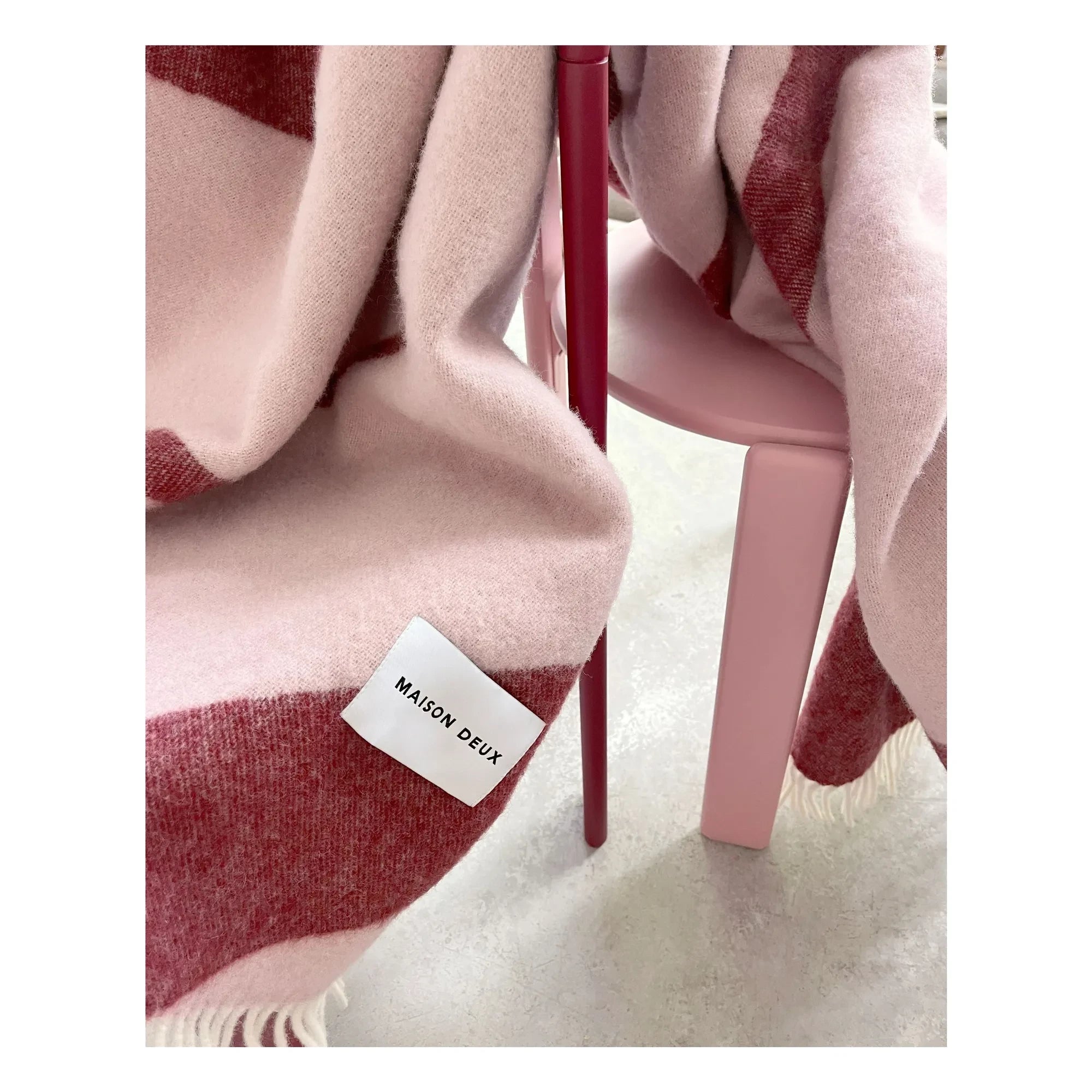 Maison Deux - Swirl yün battaniye | Bordo