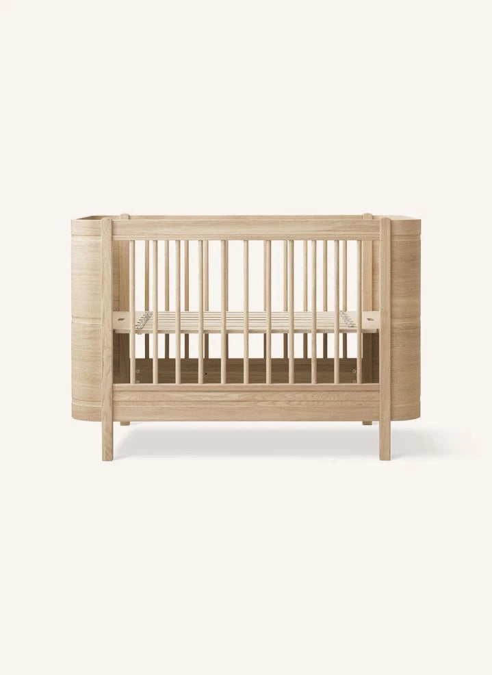 Oliver Furniture - Junior Conversion Kit for Wood Mini+ Cribs | Oak