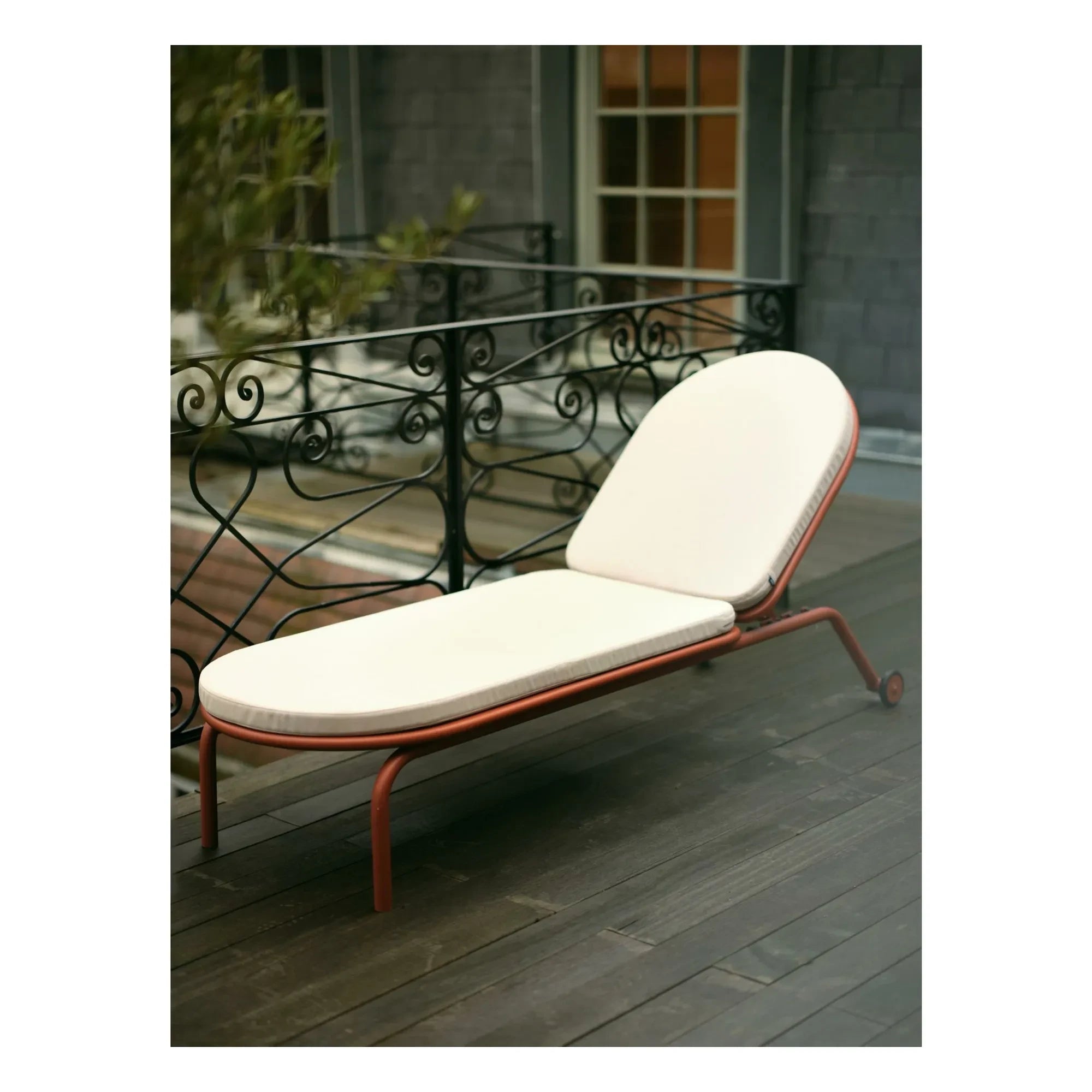 Petite Friture - Weekend Sunbathing on Wheels | Coral