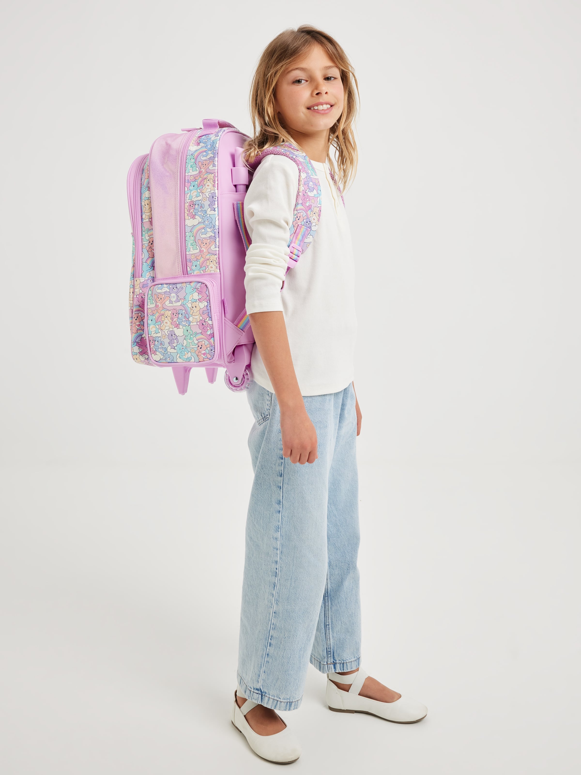 Smiggle - Care Bears Işıklı Tekerlekli Çekçekli Çanta