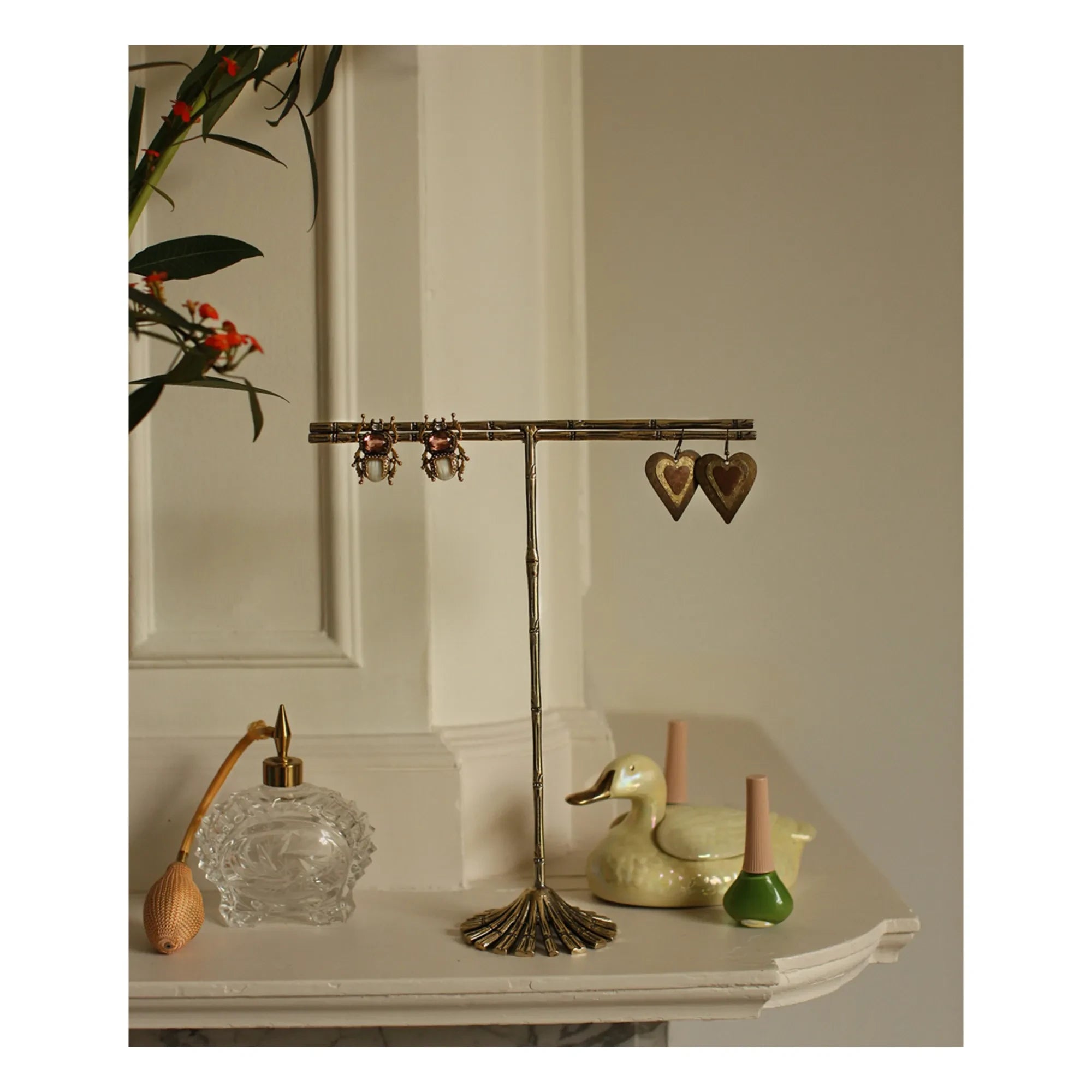 Doing Goods - Frida Bamboo Recycled Brass Jewelry Holder | Gold Brown