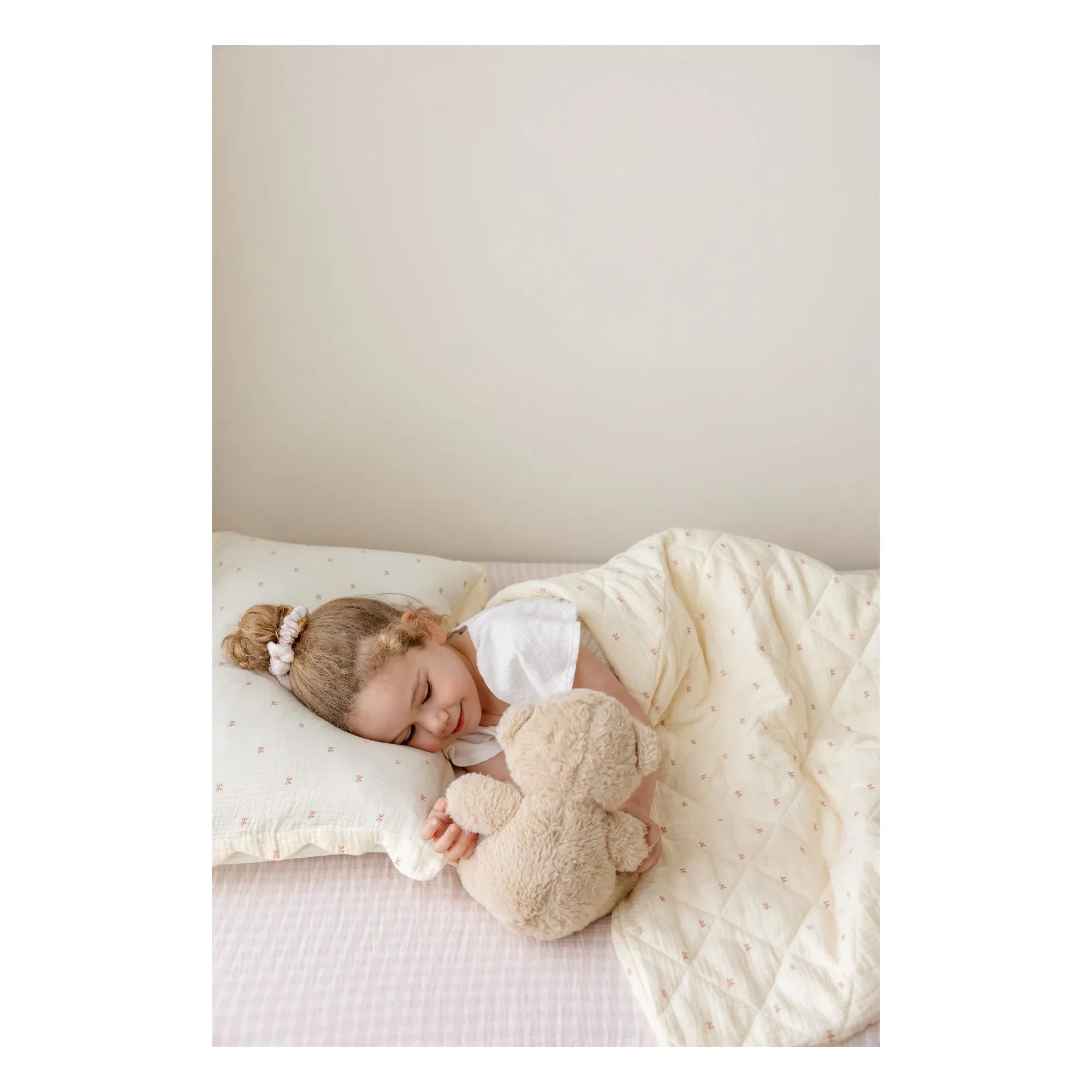 Soft Spot - Organic Cotton Ribbed Quilted Blanket | Ecru