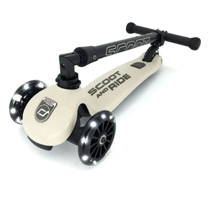Scoot & Ride - Highwaykick 3 LED Scooter | Light Gray