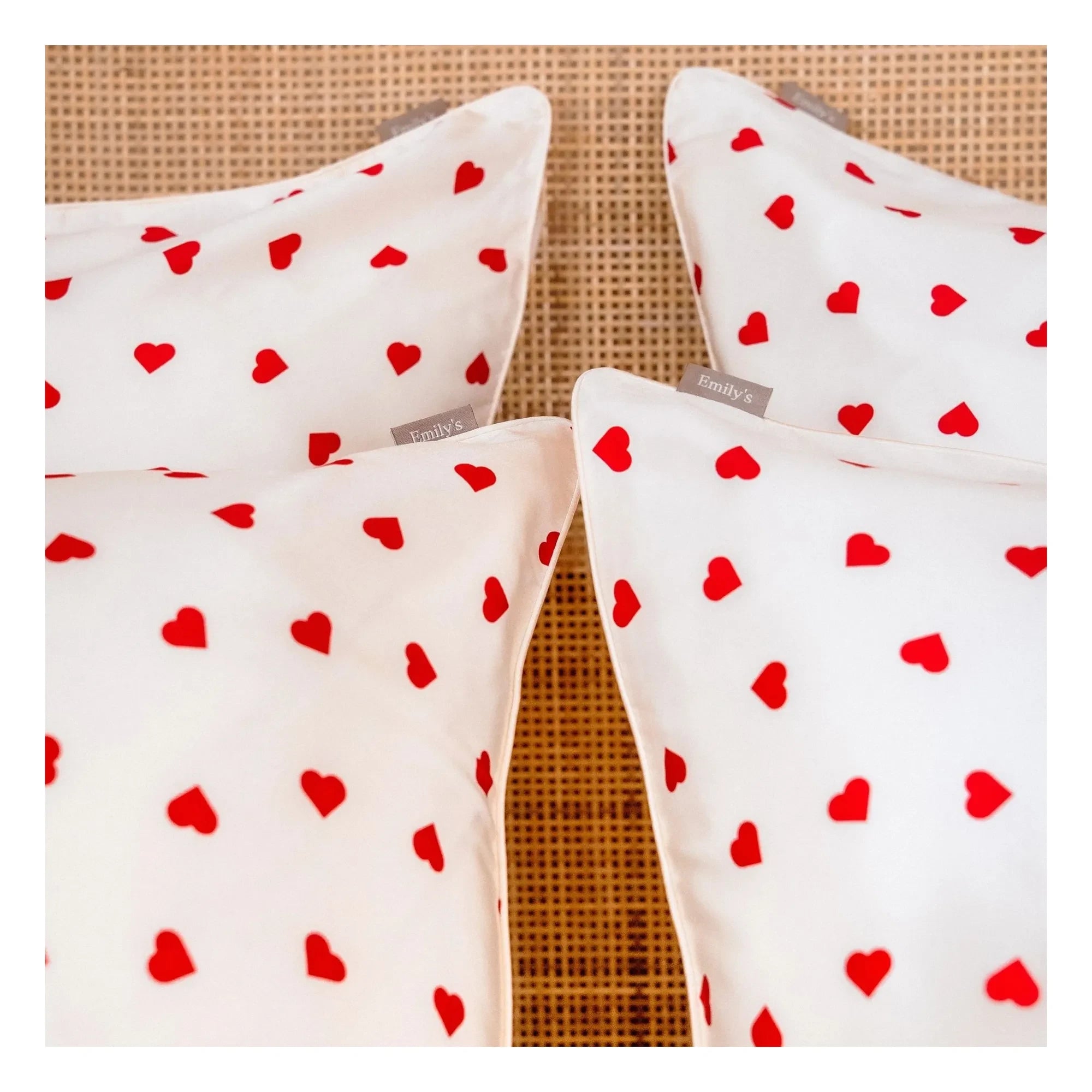 Emily's Pillow - Heart Print Mulberry Silk Pillowcase | Cream