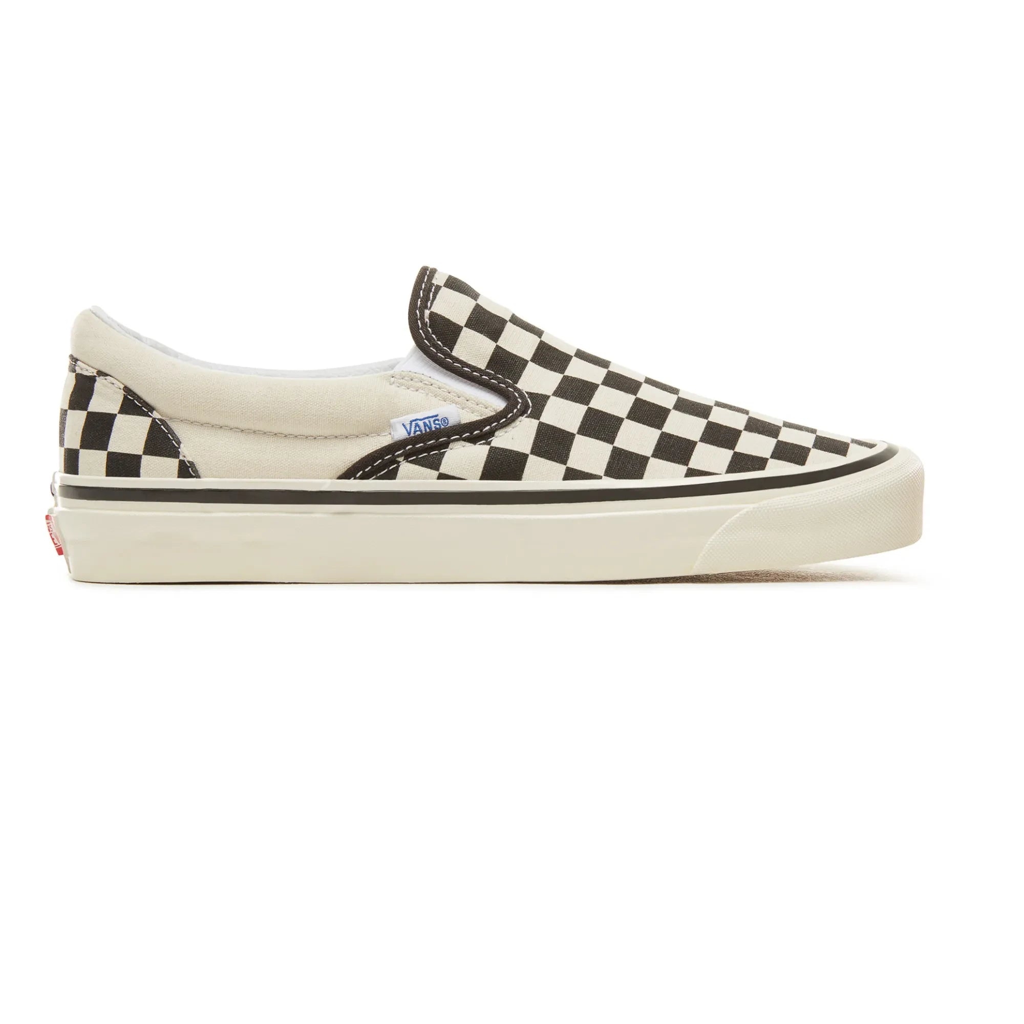 Vans - Checkerboard Classic Slip-On 98 DX Sneakers | Black