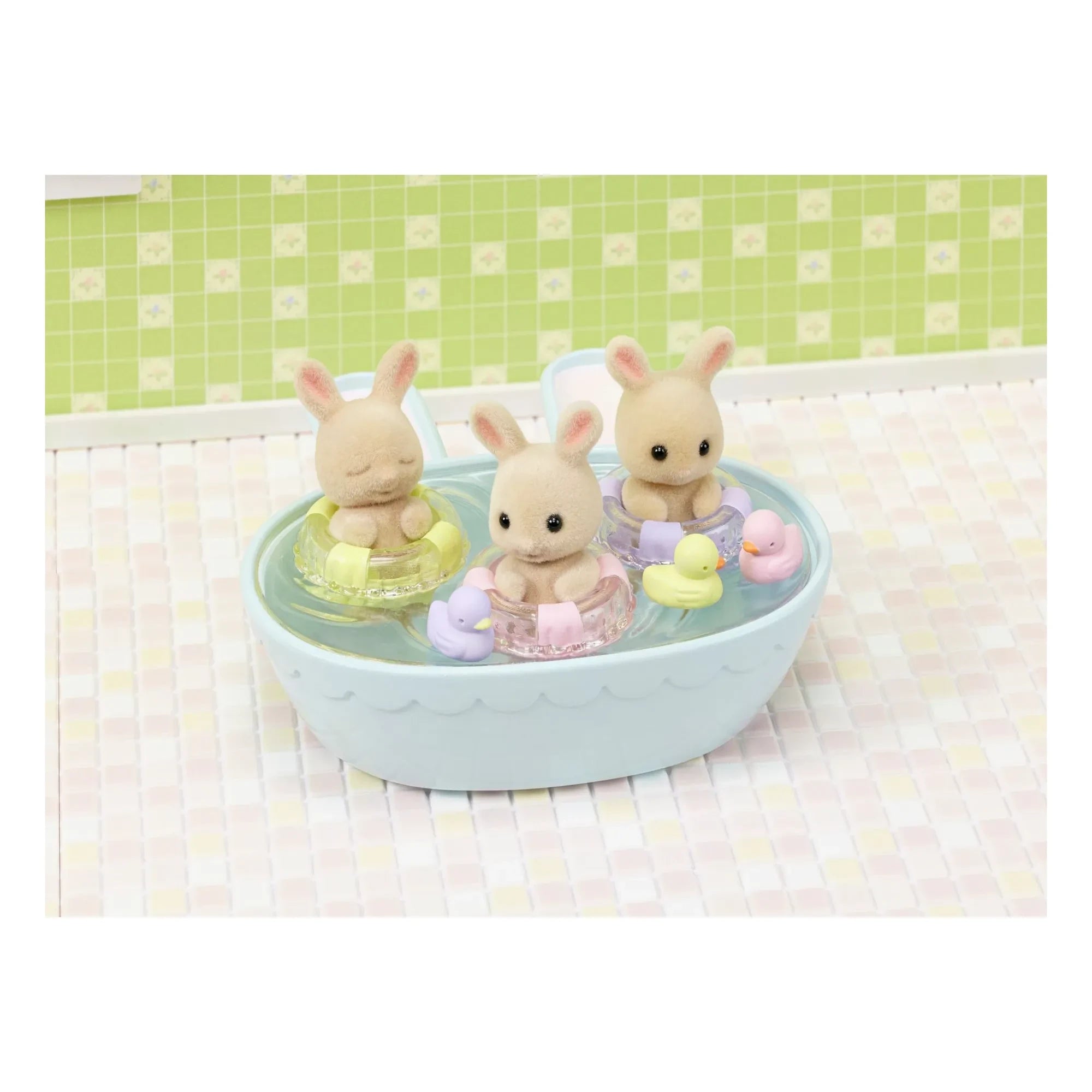Sylvanian Families - Lapin Triplets Cream and Bath Accessories