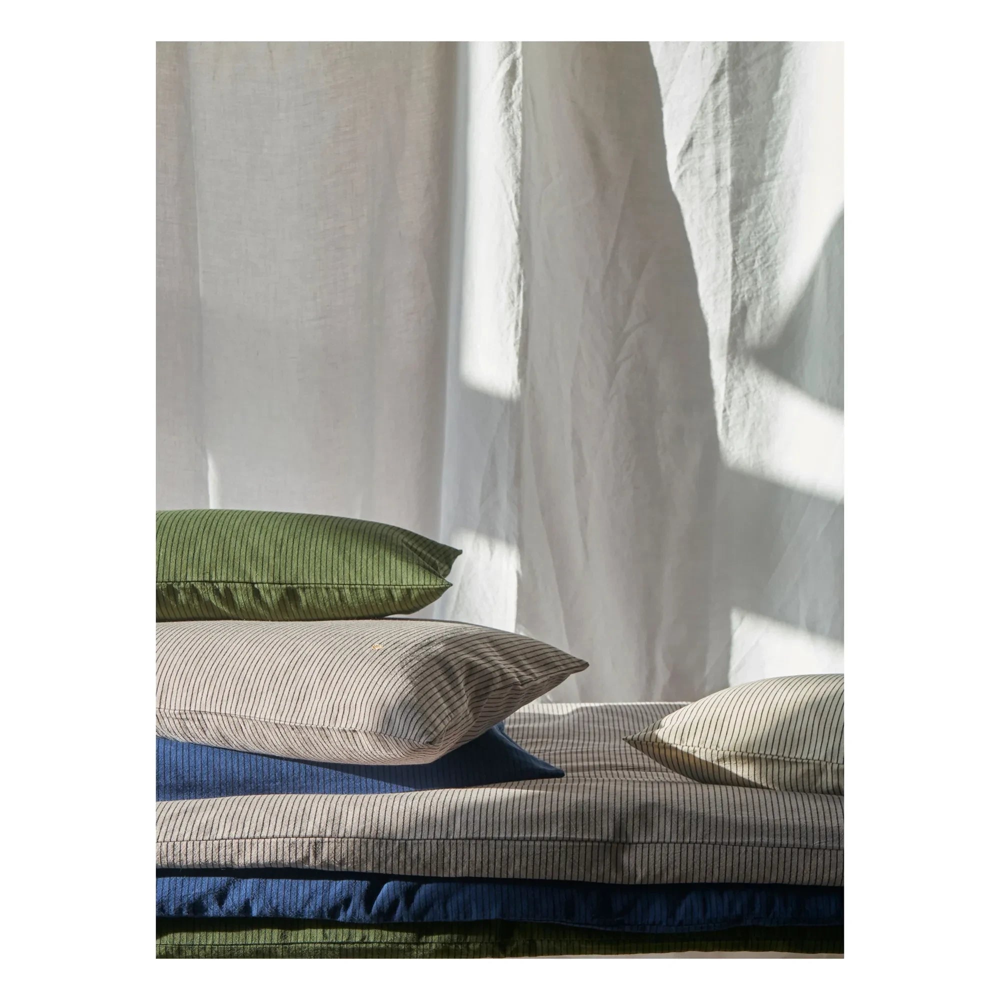 La cerise sur le gâteau - Léonie Duvet Cover | Lilac