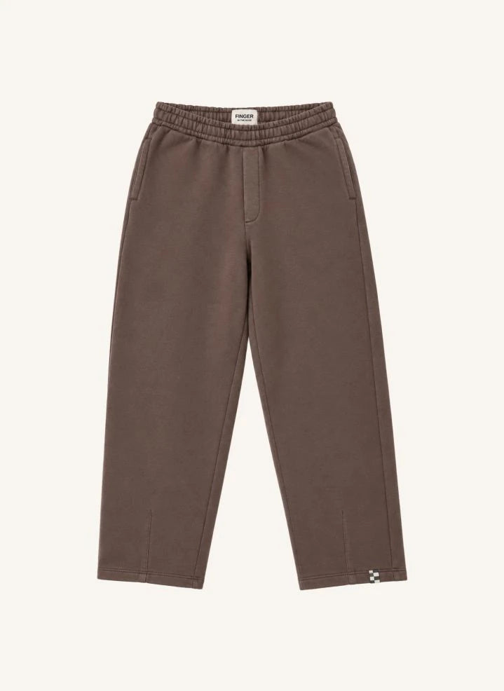 Finger in the nose - Luma Jogger | Brown