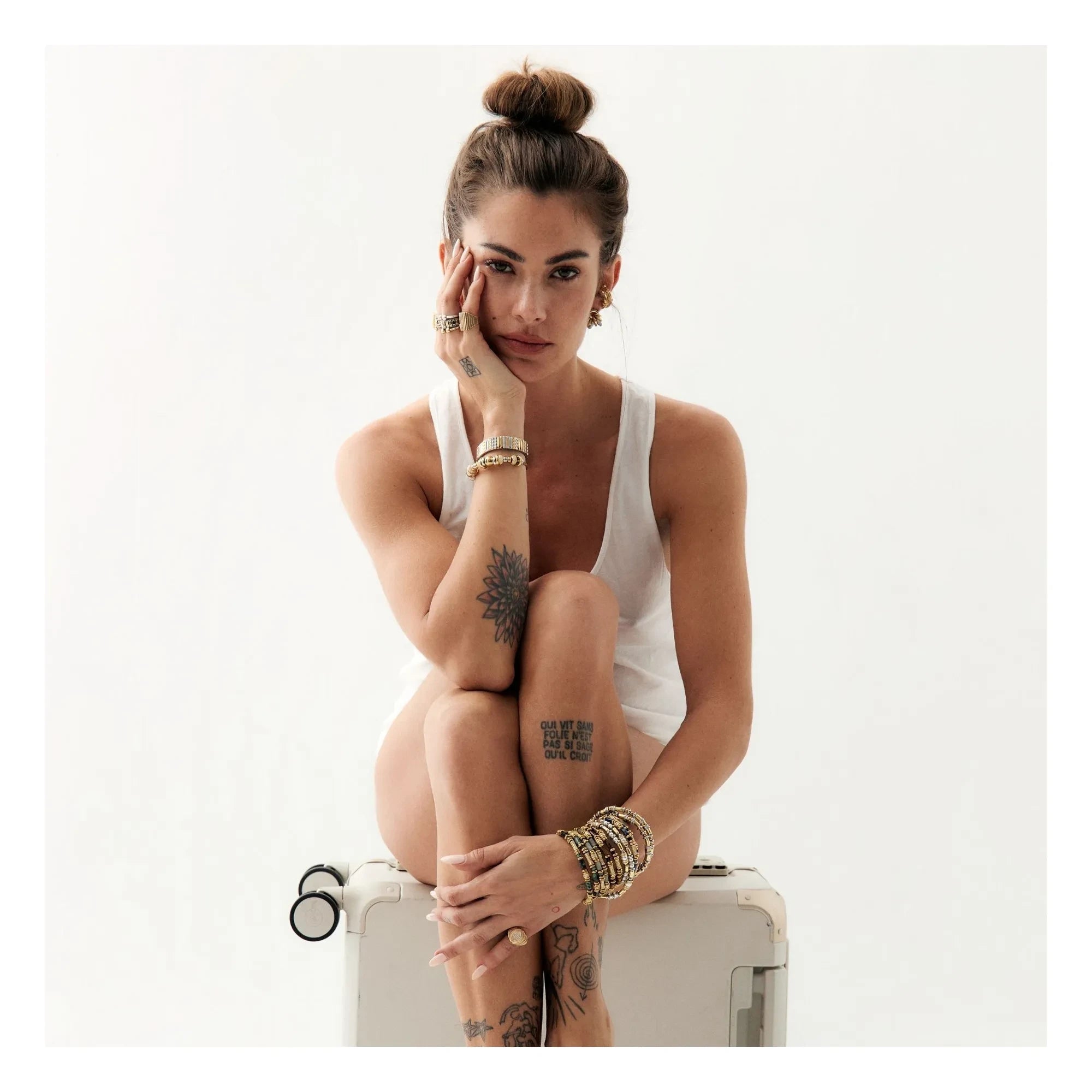 Sigal - Donut Baby Sparkling Earrings | Gold/Silver