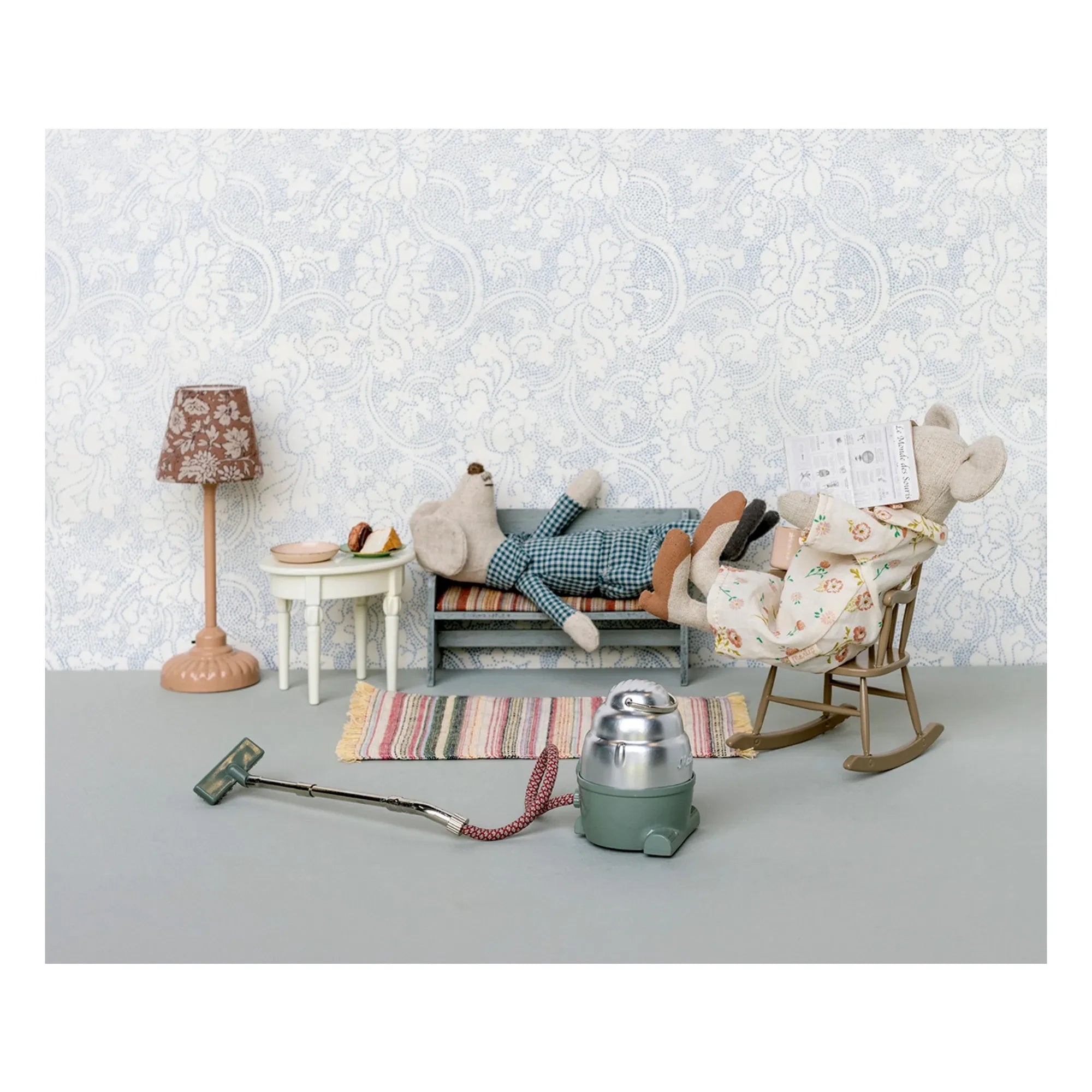 Maileg - Vacuum cleaner | Grey Blue