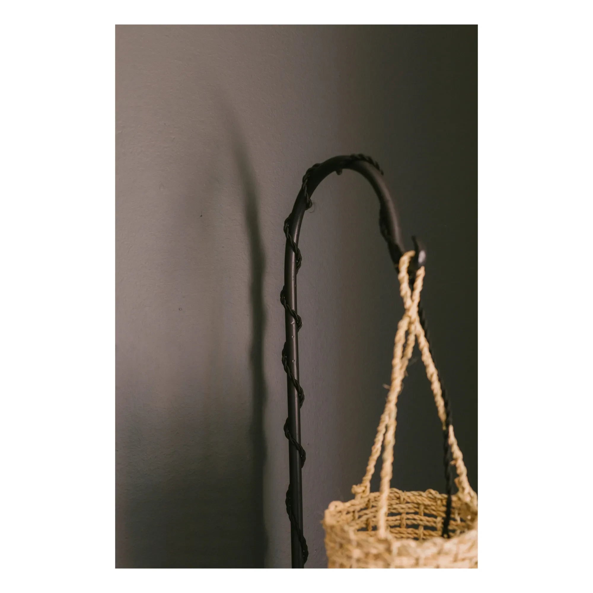 Cosydar - Teku Lamp Stand - 150 cm | Black