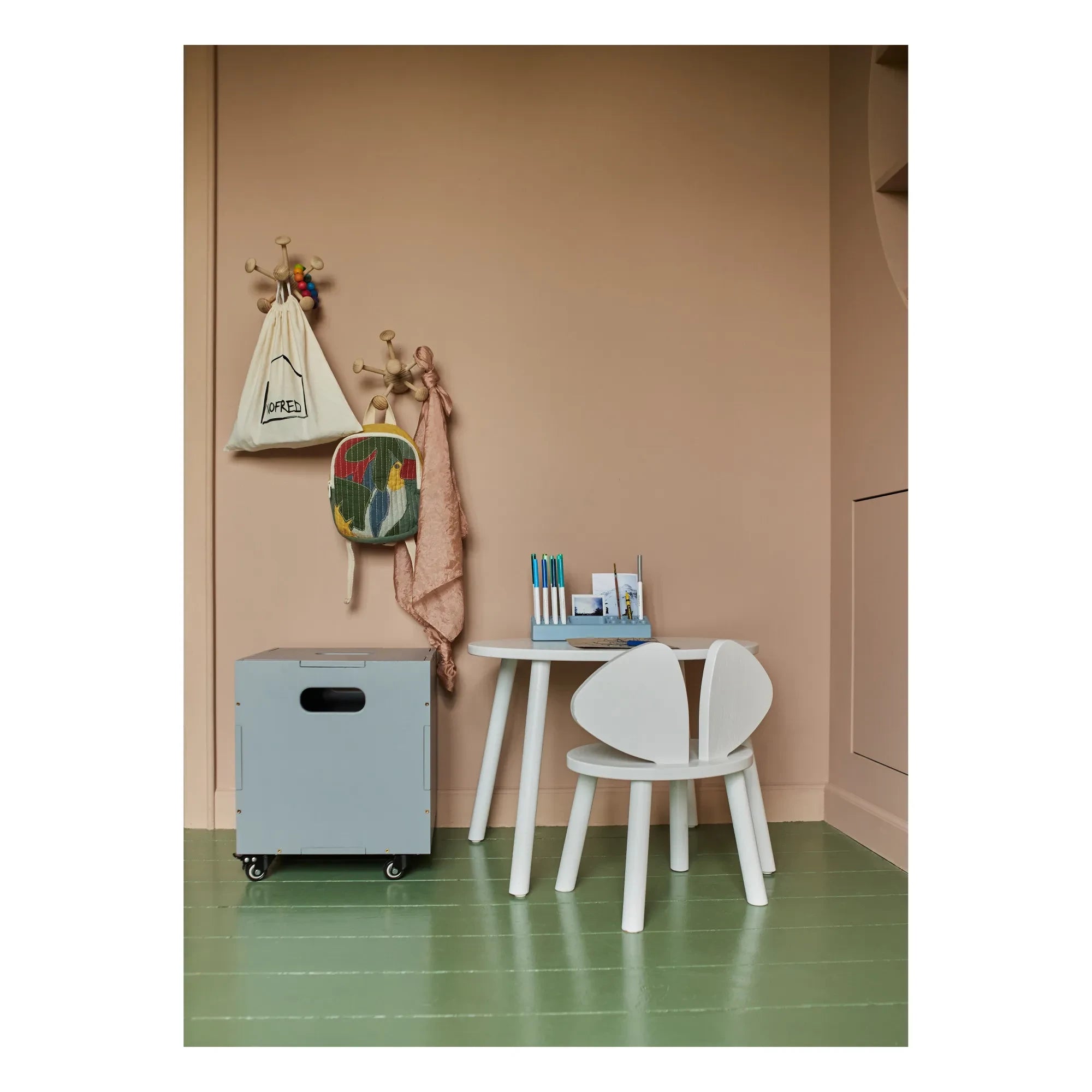 Nofred - Oak Mouse Table | White