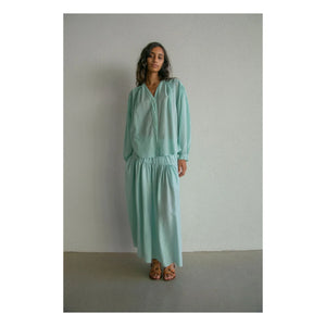 THEAVANT - Vintage V-Neck Cotton Blouse | Green Water