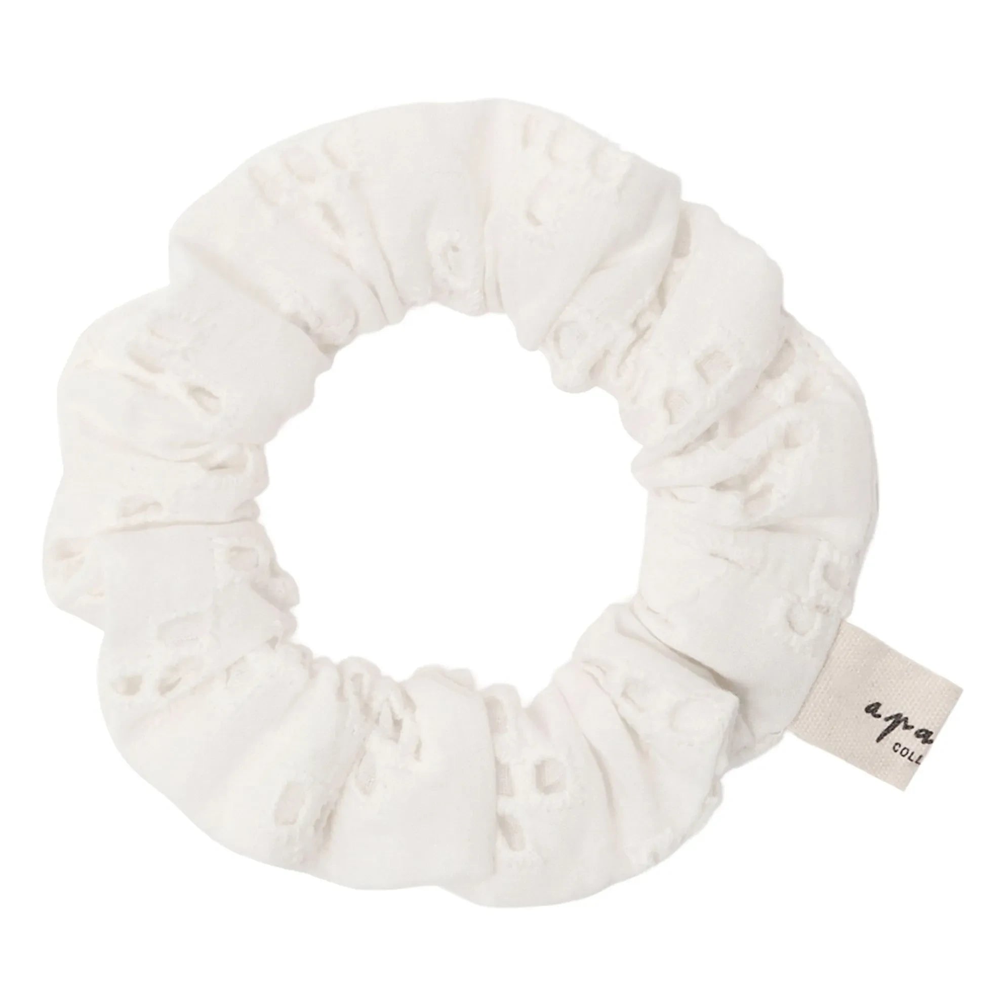 Apaches - Chouchou Manjuk | Cream