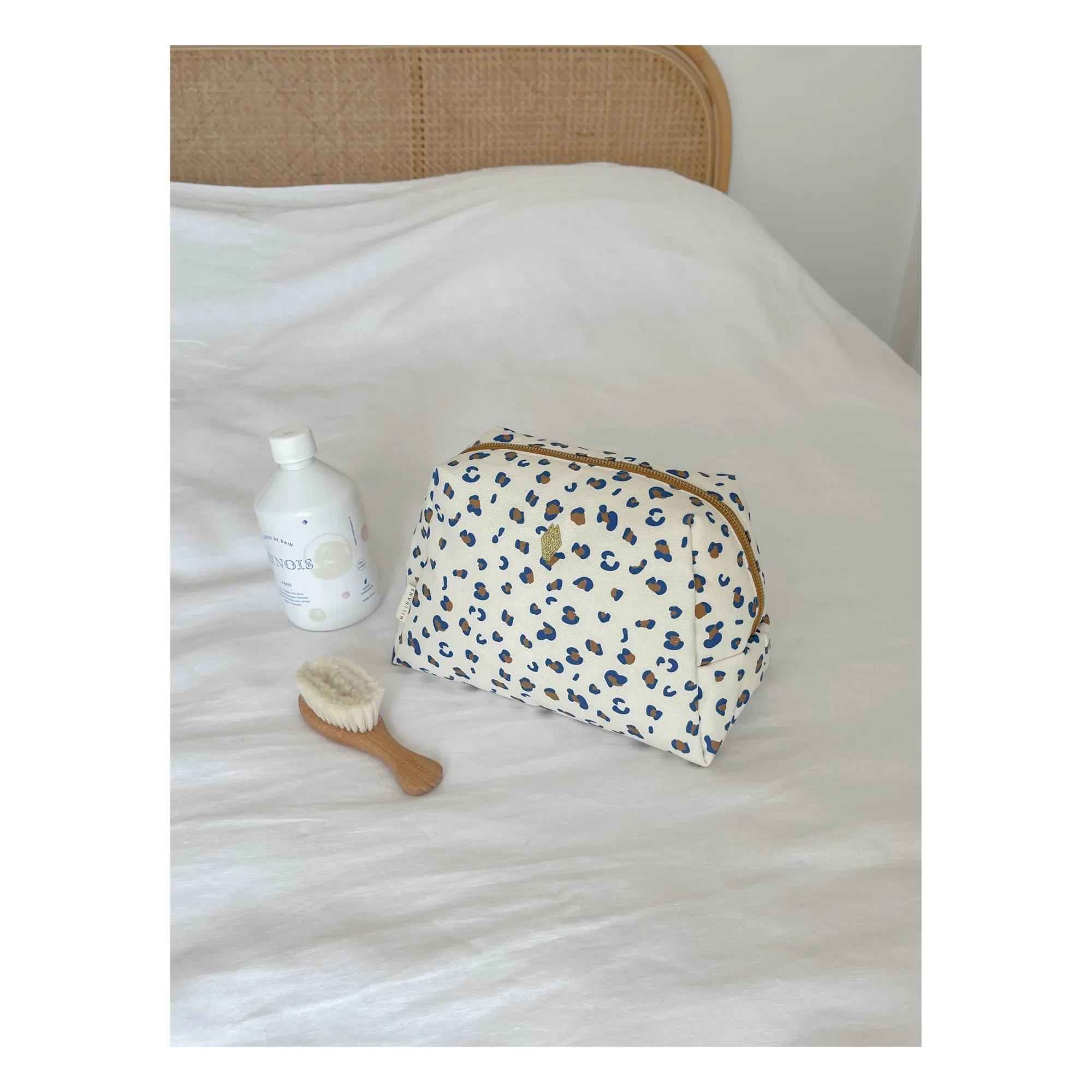 Milinane - Jade Green Care Bag | White