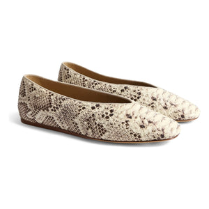 Le Monde Beryl - Classic Regency Leather Ballerina Shoes | Gray