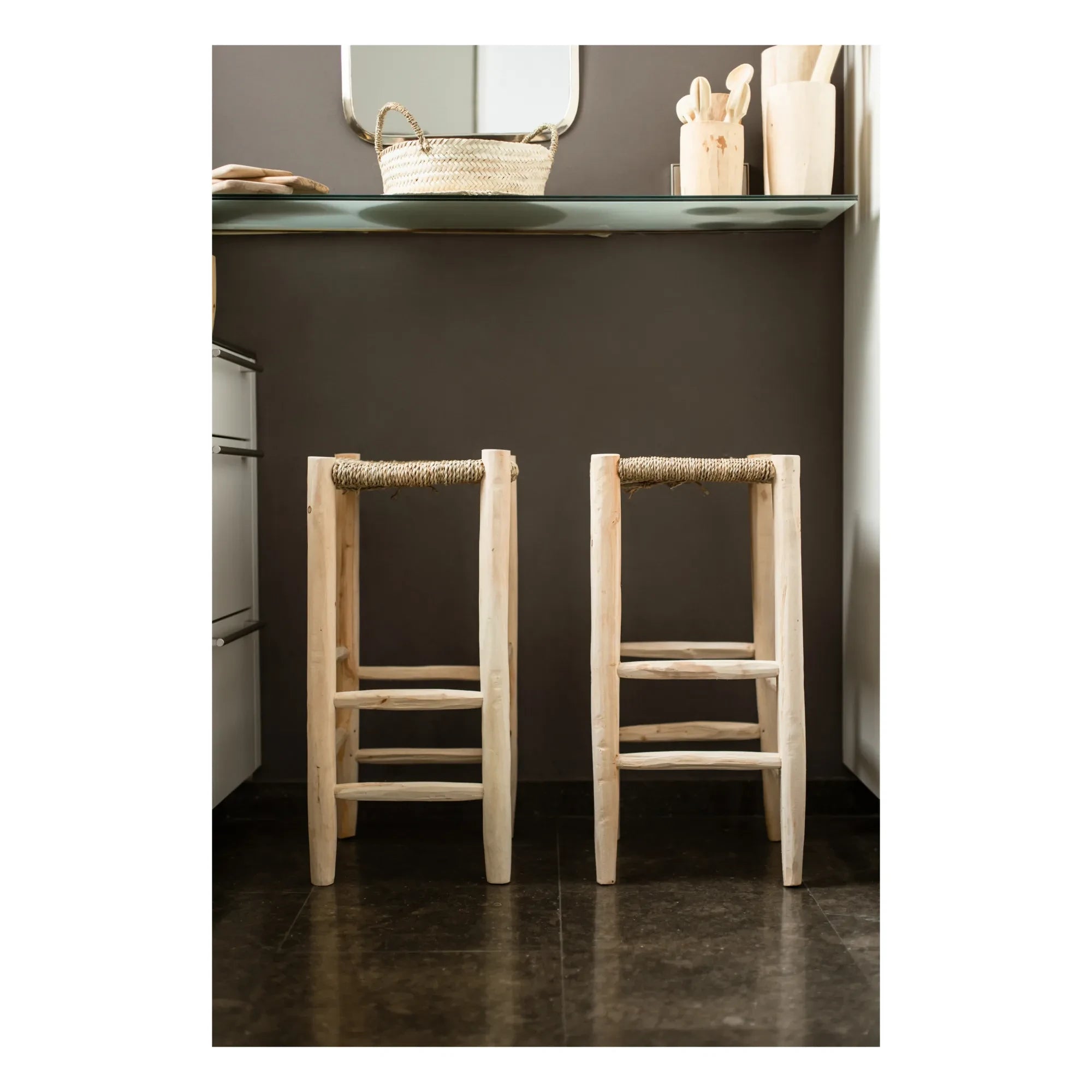Cosydar - Palm Leaf and Raw Wood Stool