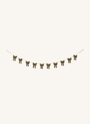 Anna + Nina - Regal Bow Christmas Wreath | Black