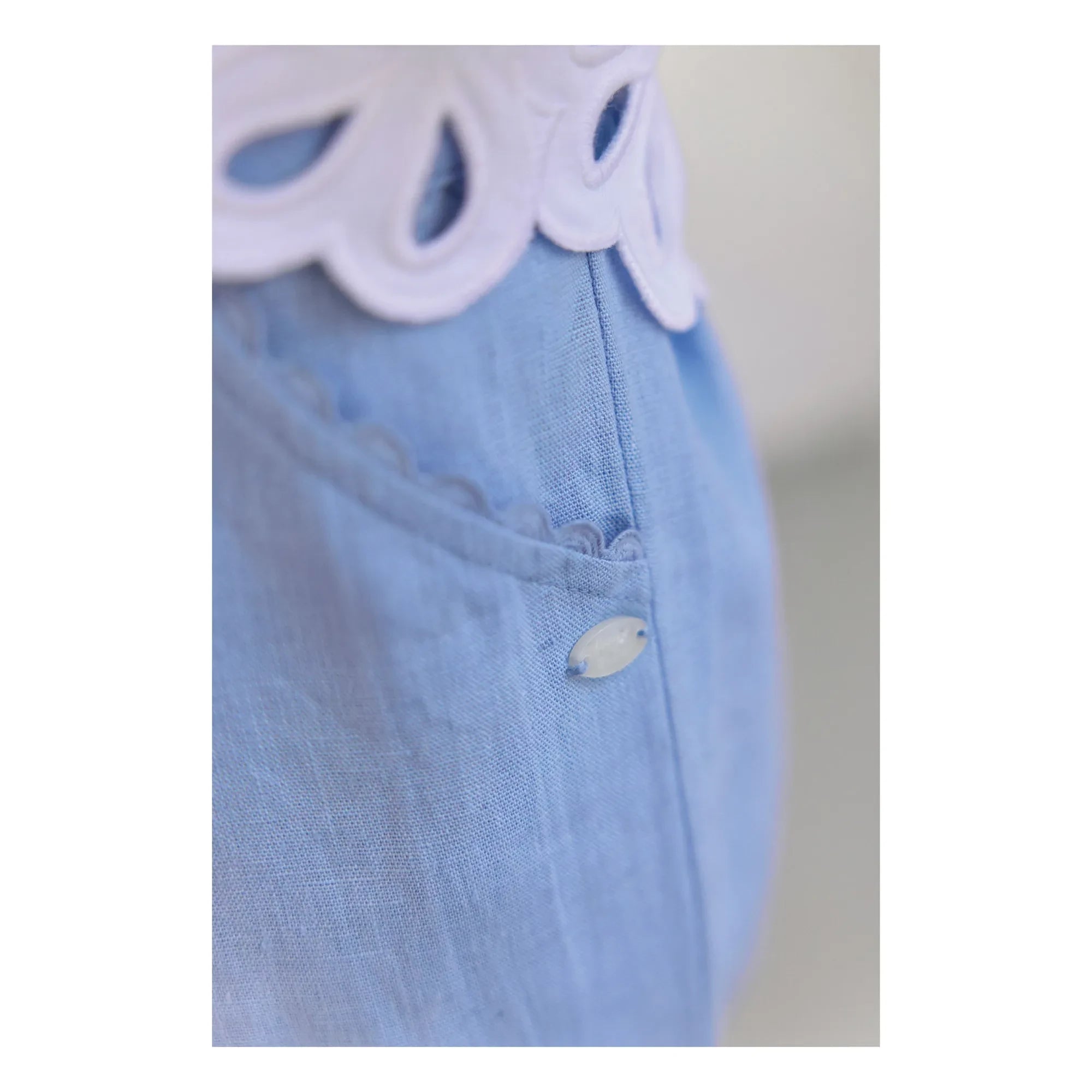 Tartine et Chocolat - Linen Ruffle Pants with Pockets | Light blue
